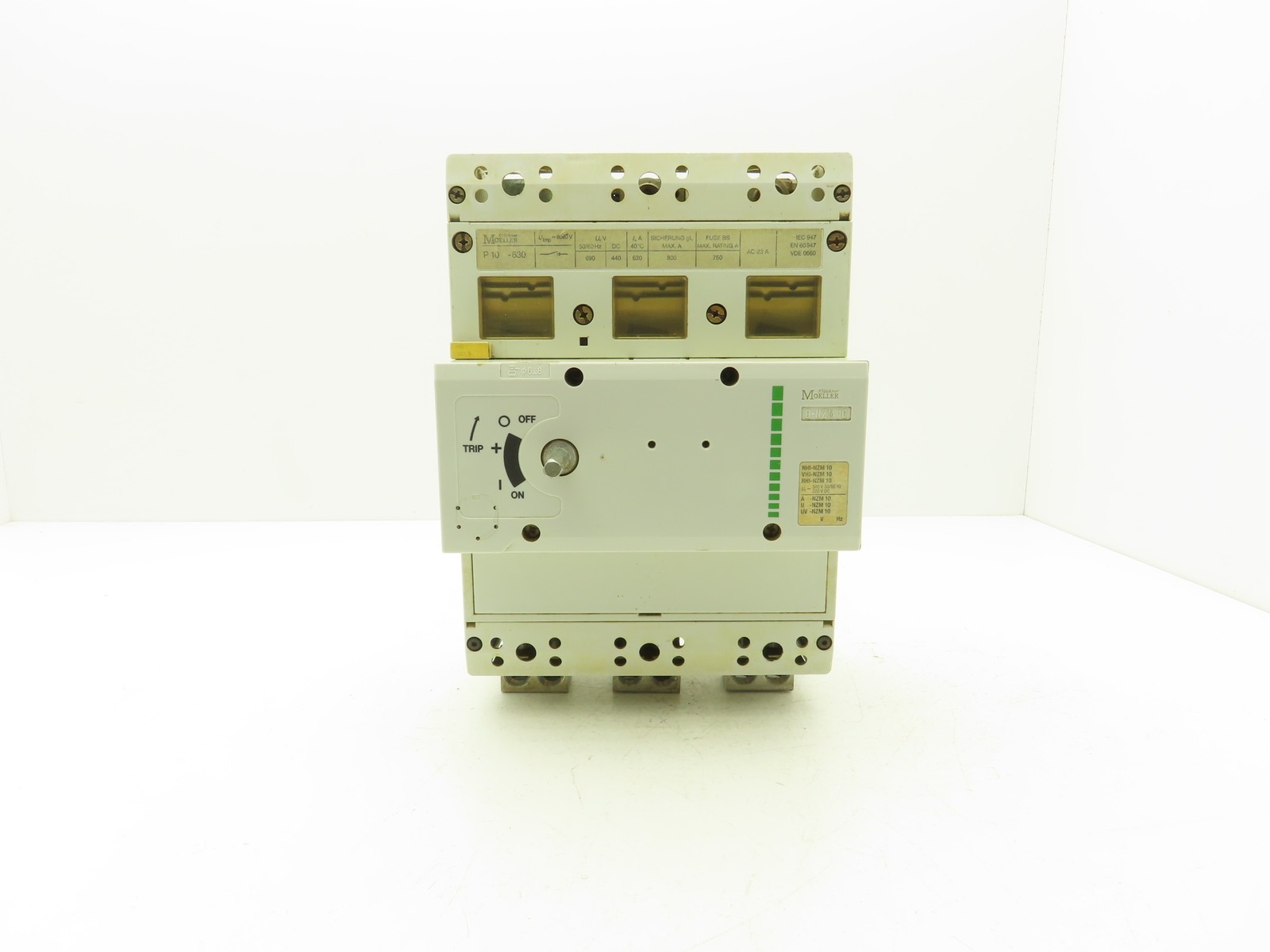 Moeller P10-630 Circuit Breaker 800A 690VAC 3 Pole W/Disconnect Mechanism DNZM10