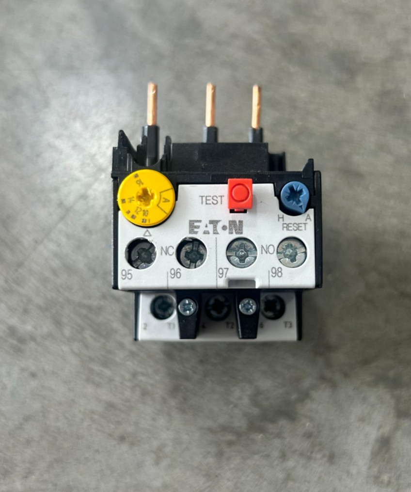 Eaton Cutler Hammer XTOB010CC1 Overload Relay XT IEC Bimetallic Relay 10-16A NEW