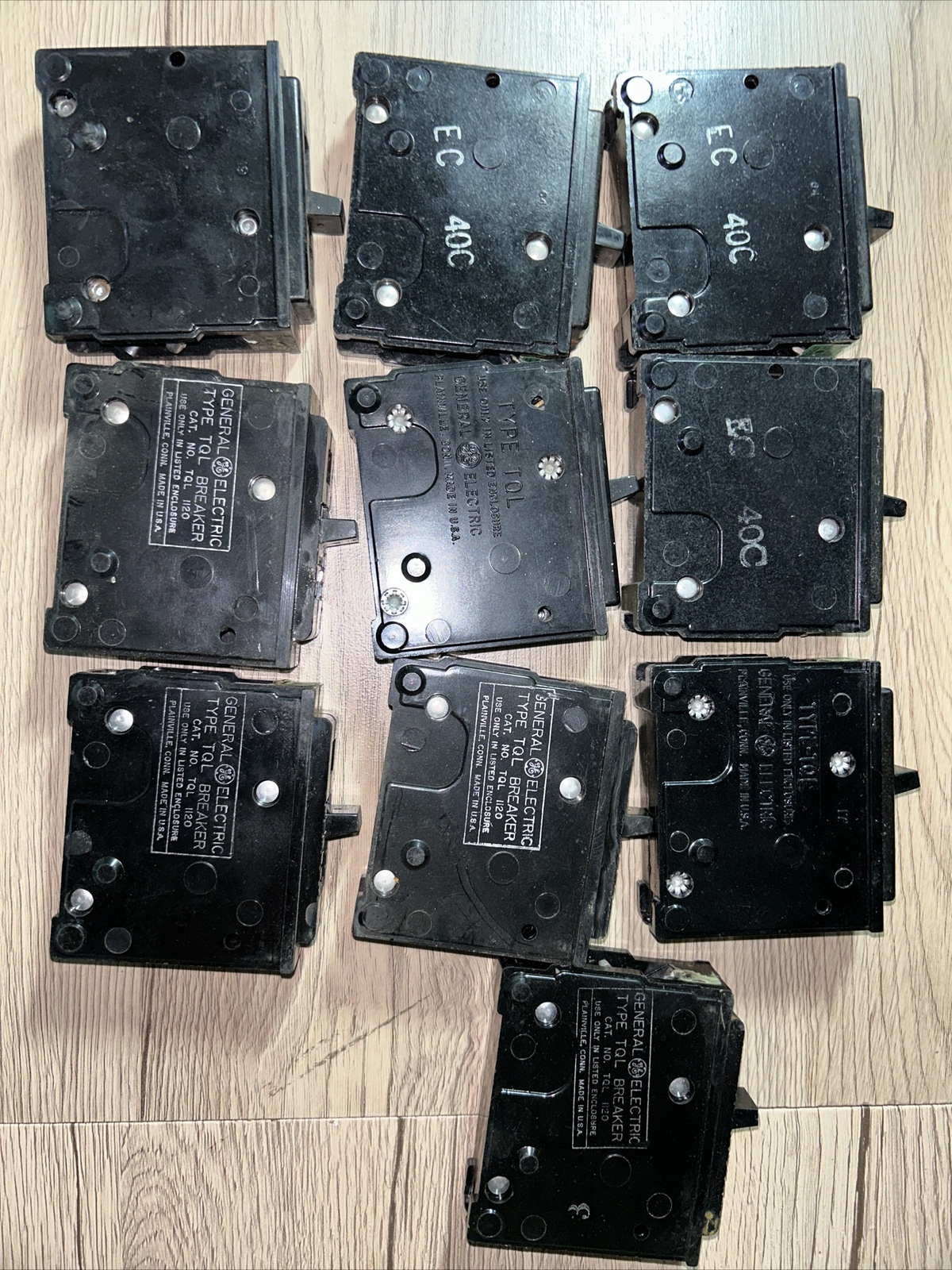 Lot of 10 GE TQL1120 20 Amp Circuit Breaker 120V 1 Pole