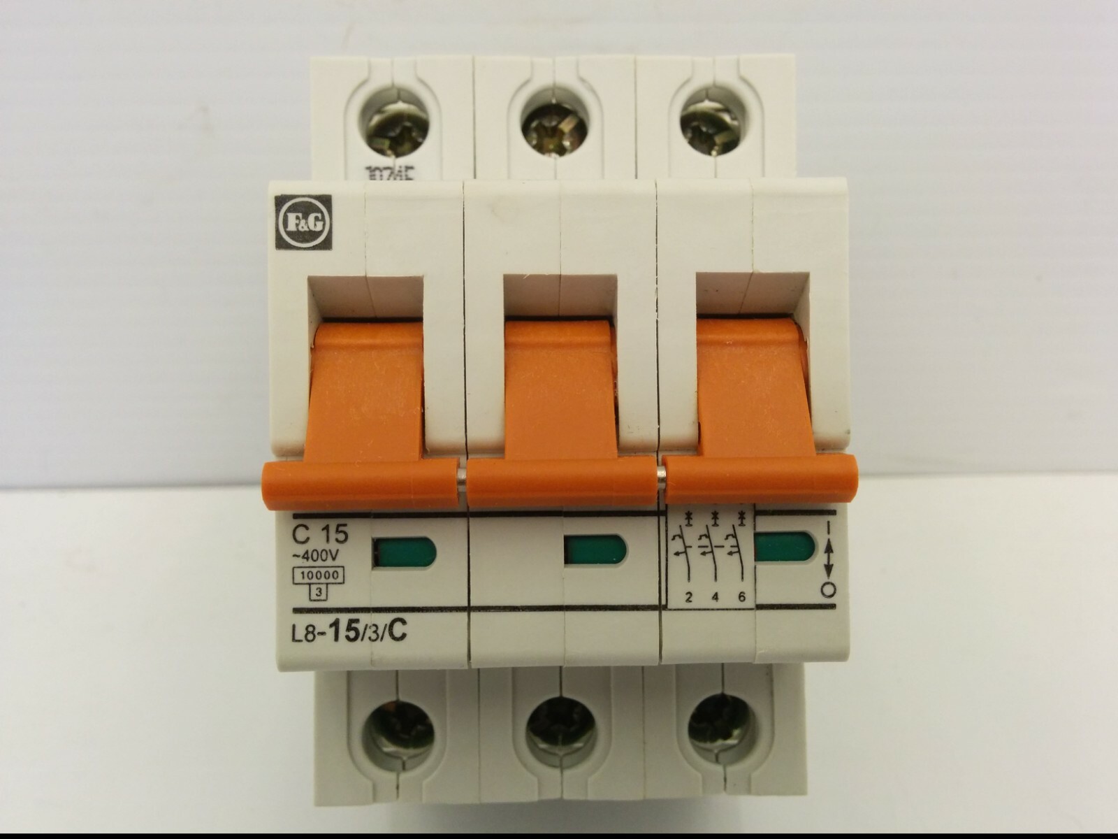 SPRECHER + SCHUH L8-15/3/C CIRCUIT BREAKER, 3 POLE, 15A , 400V, NIB