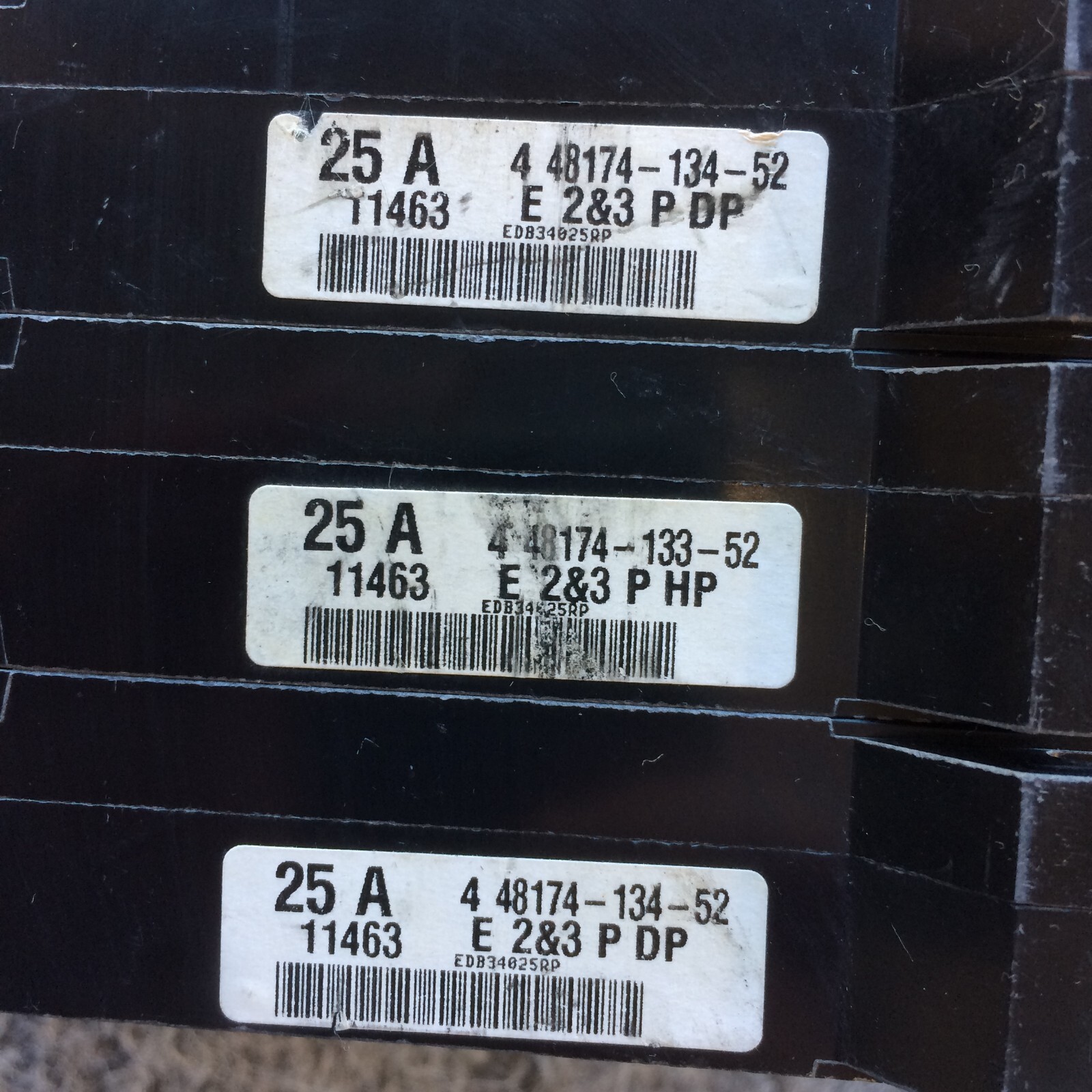 SQUARE D EDB34025 25 Amp 480 Volt Bolt On 3P Circuit Breaker (Fast Shipping)