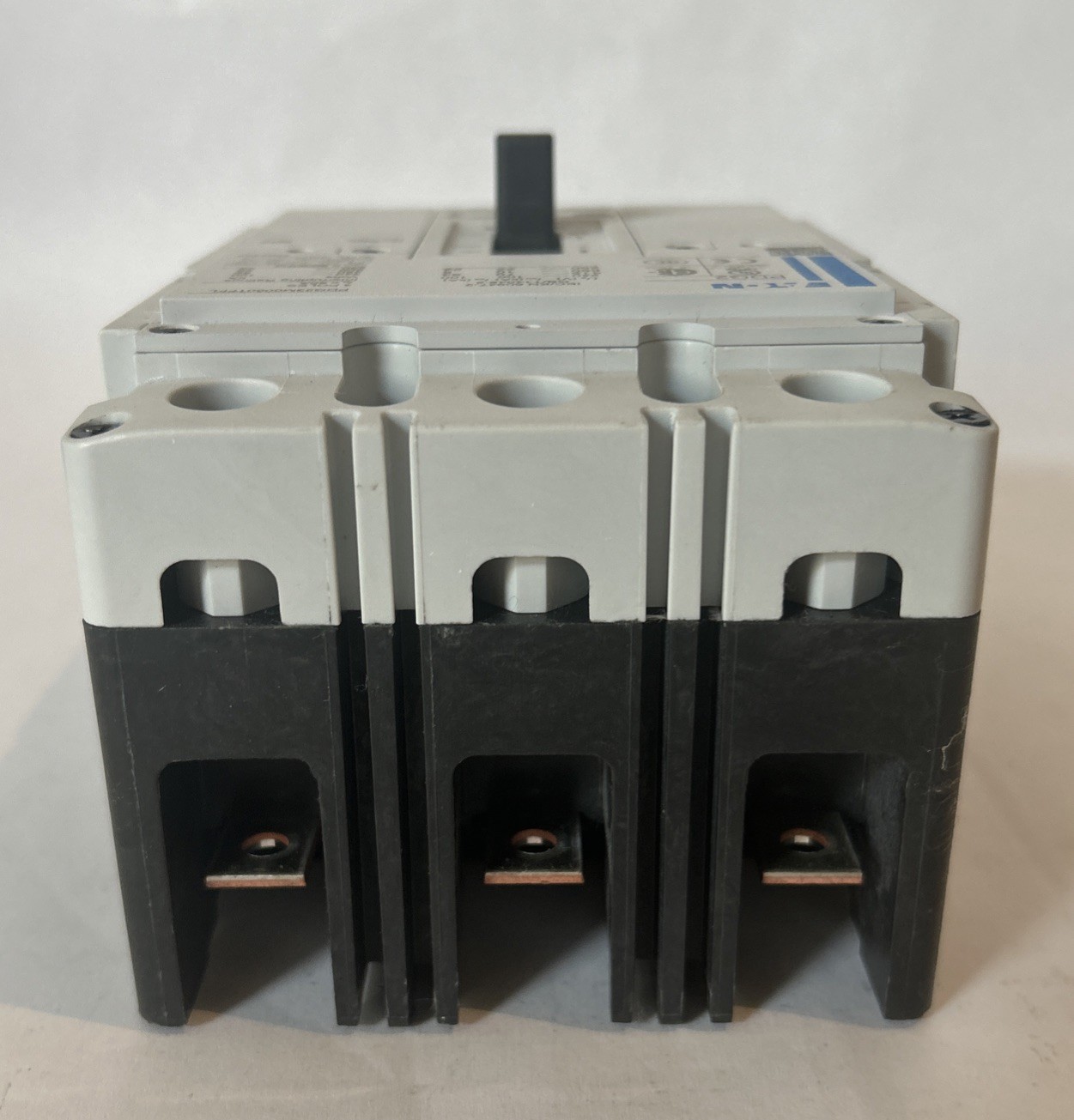 Eaton PDG23M0060TFFL 60 Amp 3 Pole 690 V Max 100 kA 50/60 Hz Circuit Breaker
