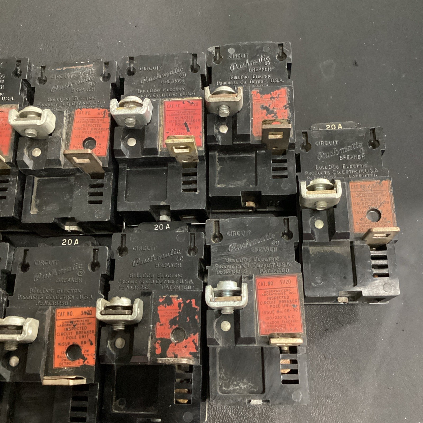 LOT OF 11 PUSHMATIC ITE P120 31120 BREAKER 1P 20A 120/240V Used (Missing Screw)