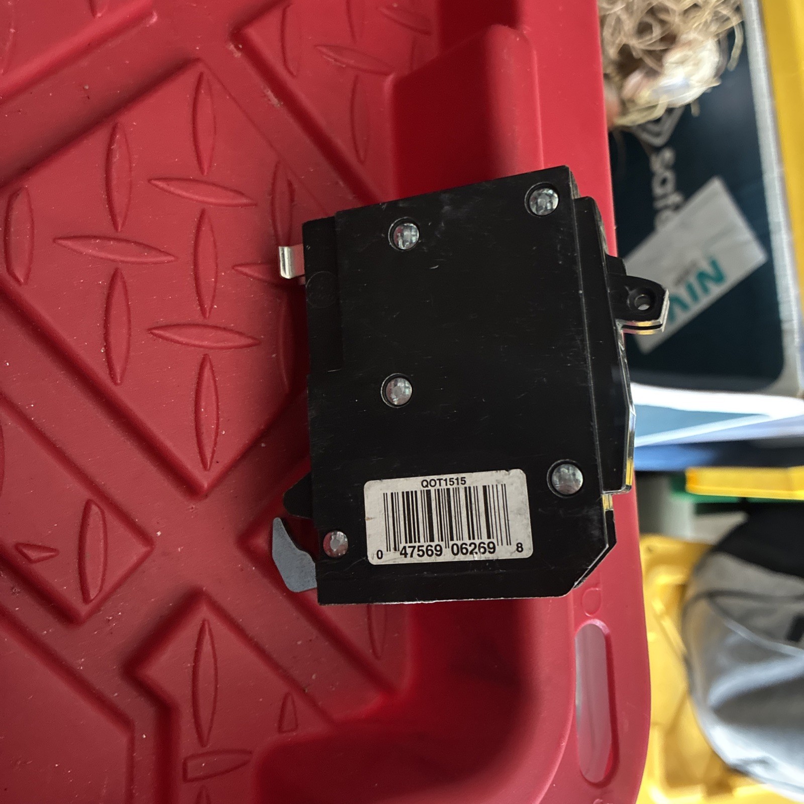 Square D QO 2-15 Amp Single-Pole Tandem Circuit Breaker