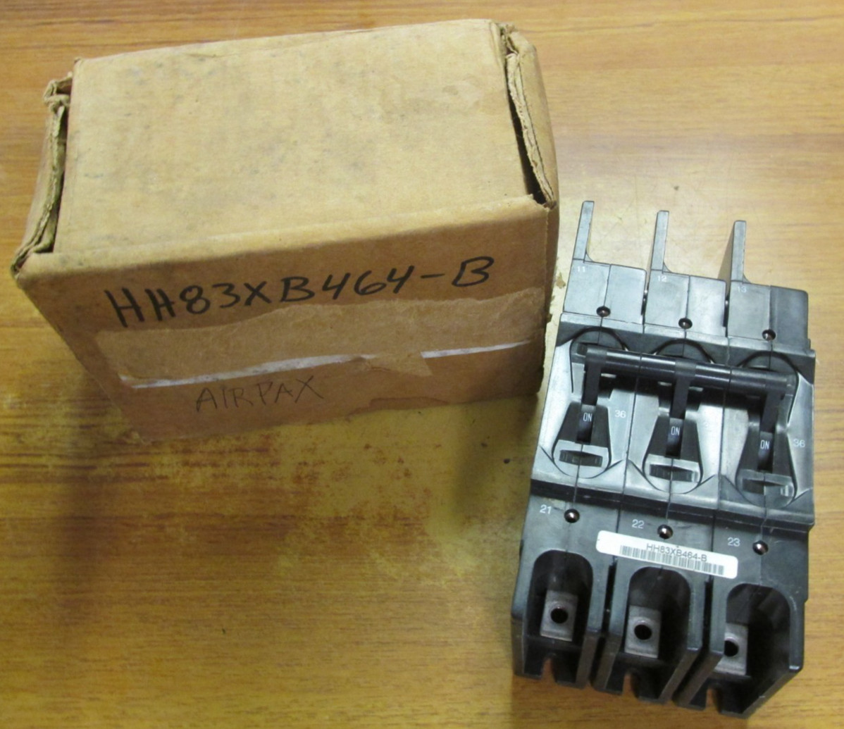 NIB. AIRPAX CIRCUIT BREAKER 3P, 36A, CAT# HH83XB464-B … AA-41