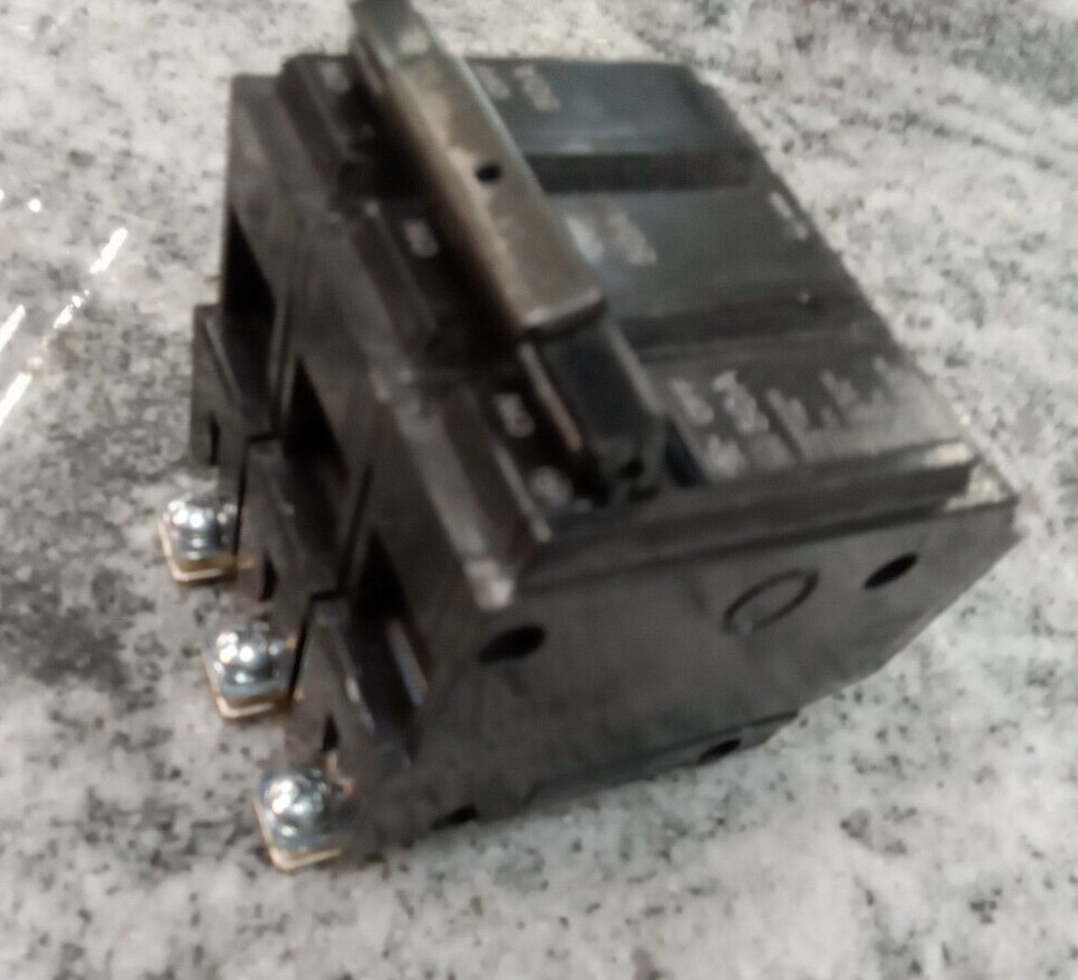 GE/ THQB32050/50A/3P/ 240V/TYPE THQB/ BOLT-ON/GROVE/ Circuit Breaker/NEW(L68)