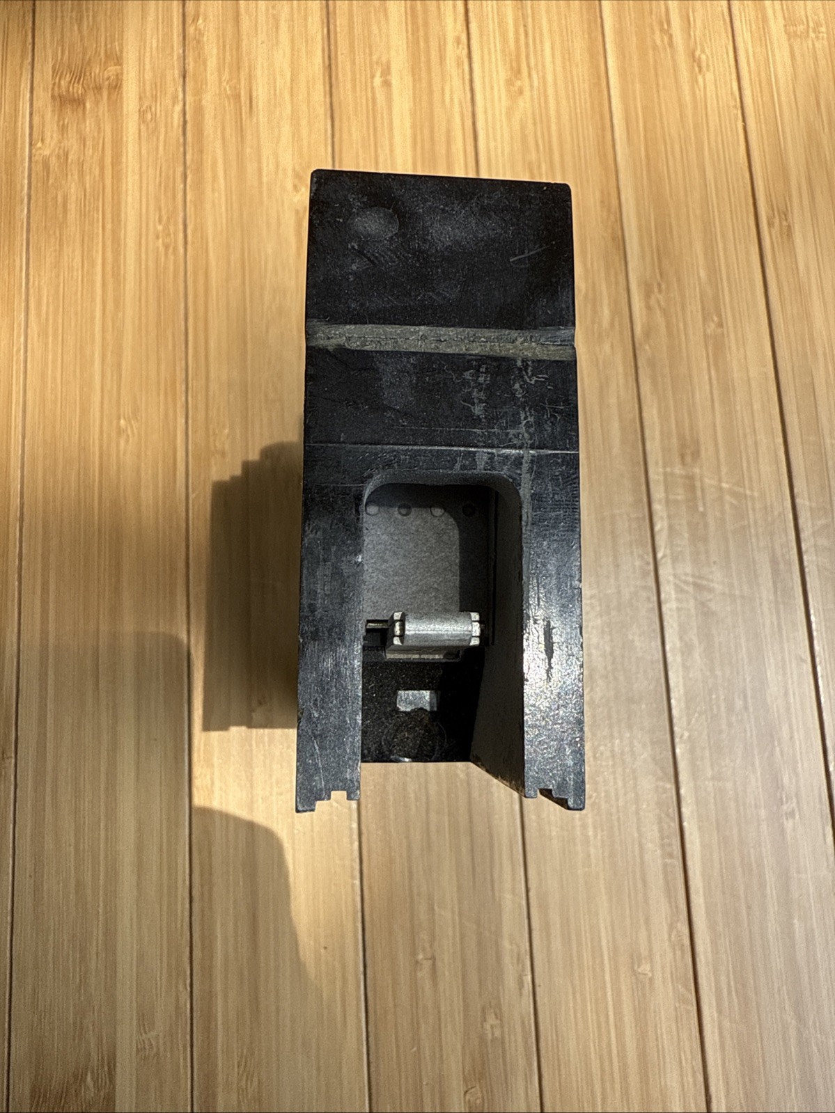 General Electric GE Circuit Breaker TED113030 227 VAC 30A 125 VDC Black