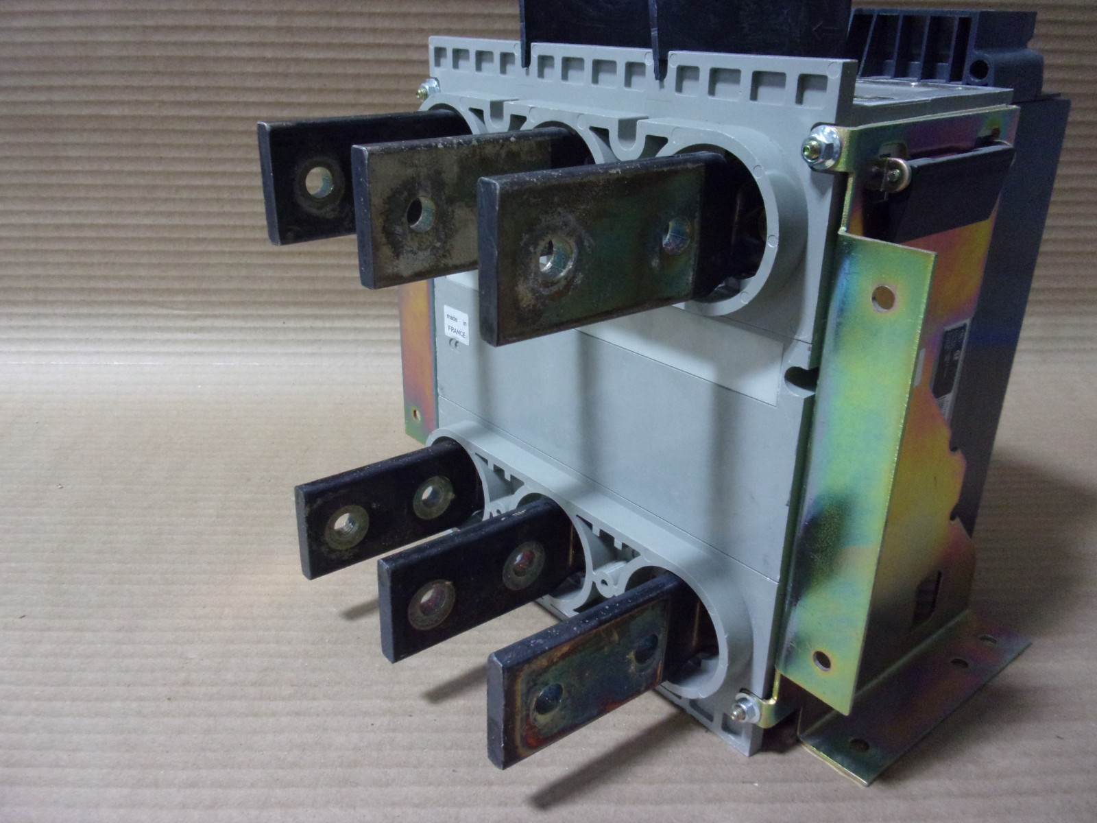 SQUARE D NT16L 12-804131-00 3 POLE 1600 AMP 600V CIRCUIT BREAKER WITH HARDWARE
