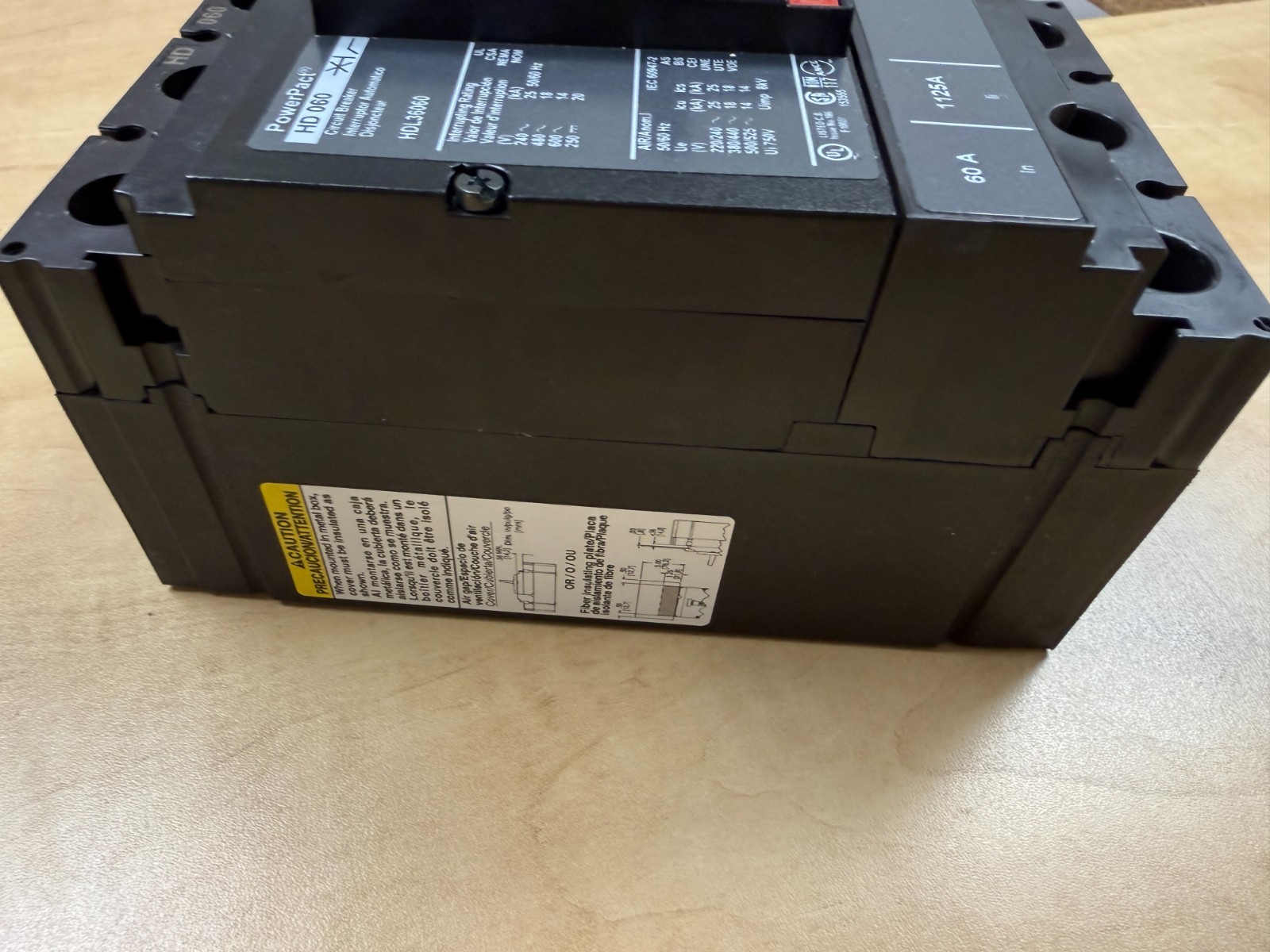 Square D, PowerPact HD 60. Cat: HDL36060 Circuit Breaker 60A, 3 pole