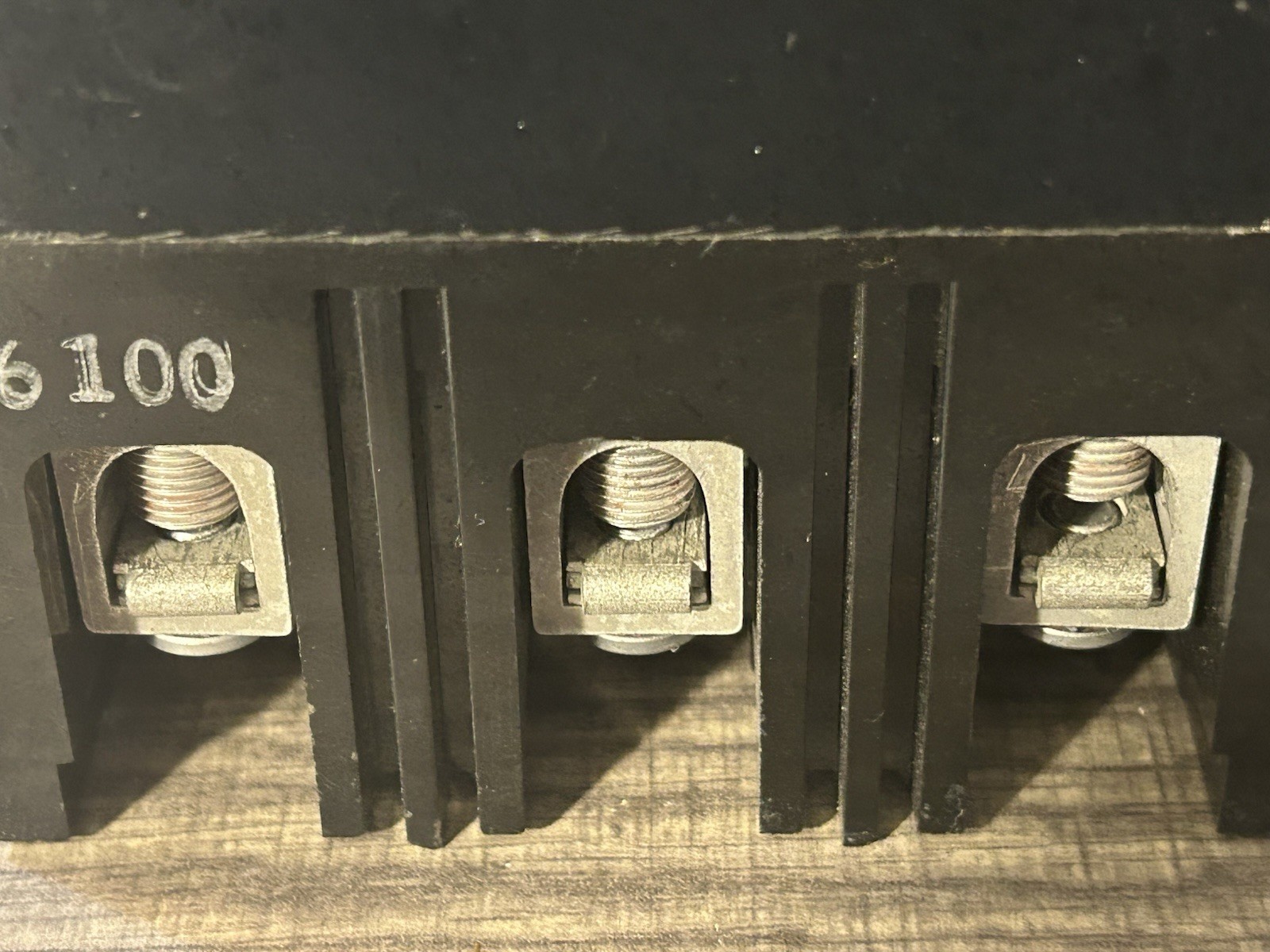 GE TED136100 Circuit Breaker 100 A 600 VAC 100A 40 C NP245862-S