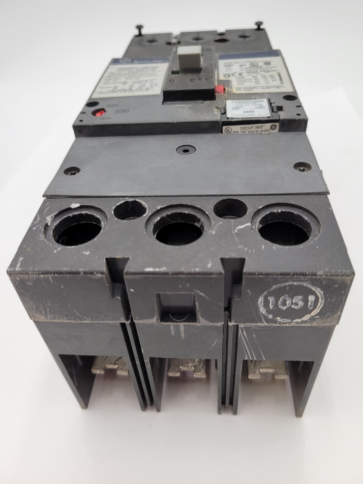 GE SFHA36AT0250 Circuit Breaker 250A 600VAC 3P 3PH Type SFHA SRPF250A Plug 200A