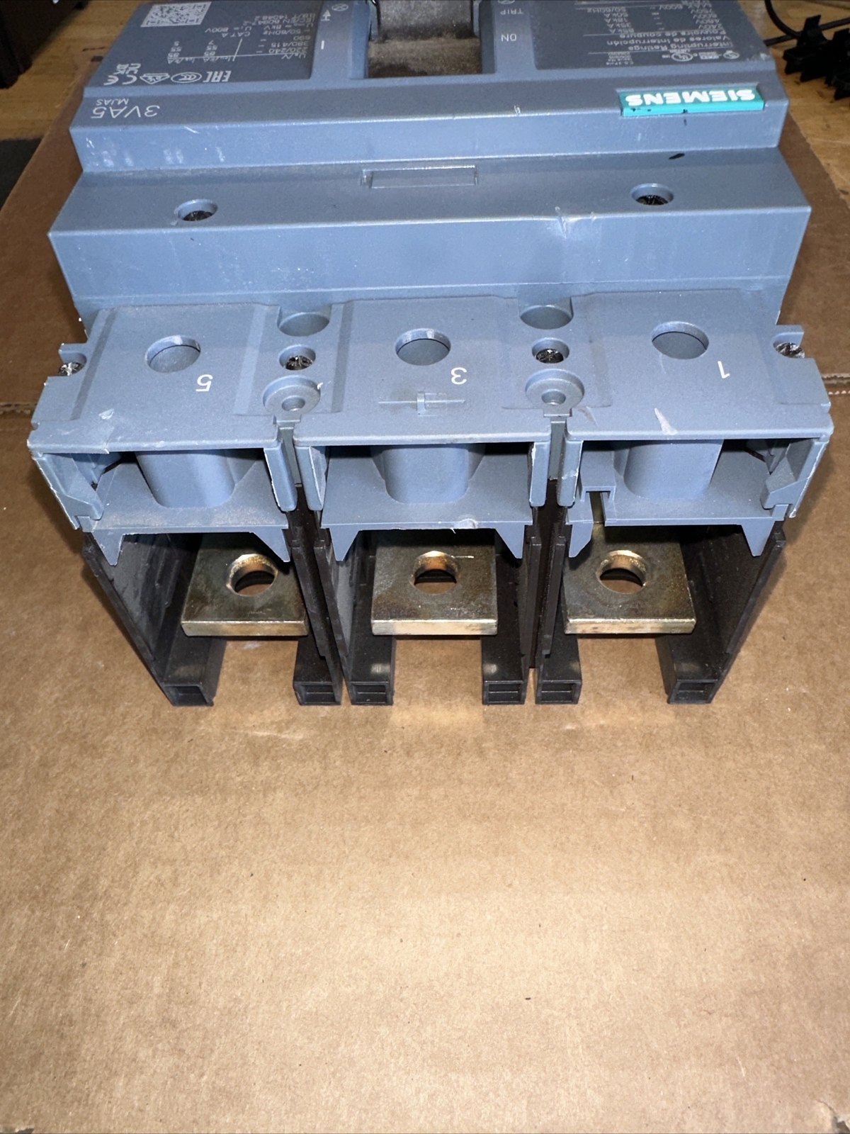 Siemens 3VA5340-5EC31-0AA0 400A 480V 3POLE 35kA Circuit Breaker New No Box
