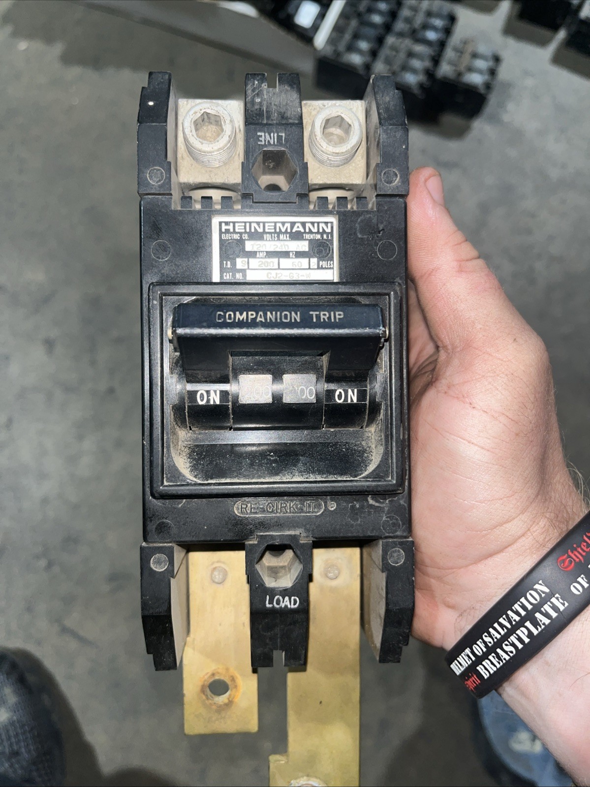 Heinemann Wadsworth CJ2-G3-W 2P 120/240V 200 AMP Main Breaker CJ2-G3-W