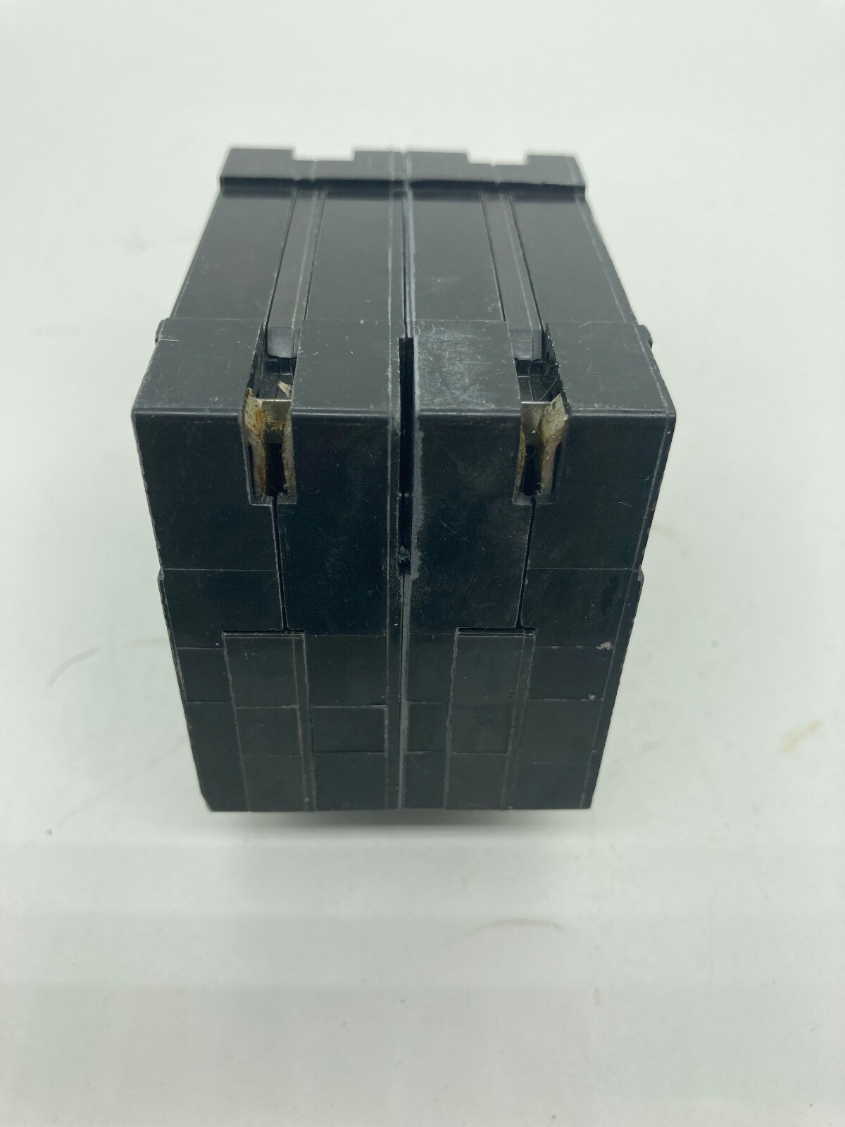 HOMT2020220 Homeline Square D Quad Two 1 Pole 20 Amp One 2P 20A Plug In Breaker