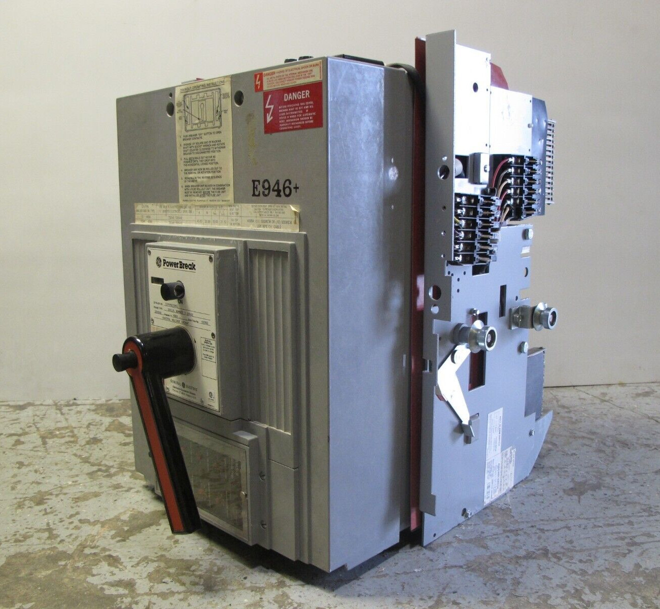 General Electric TC4040SSHE1 4000 Amp PowerBreak Breaker LSIG TC4040SS TC4040-SS