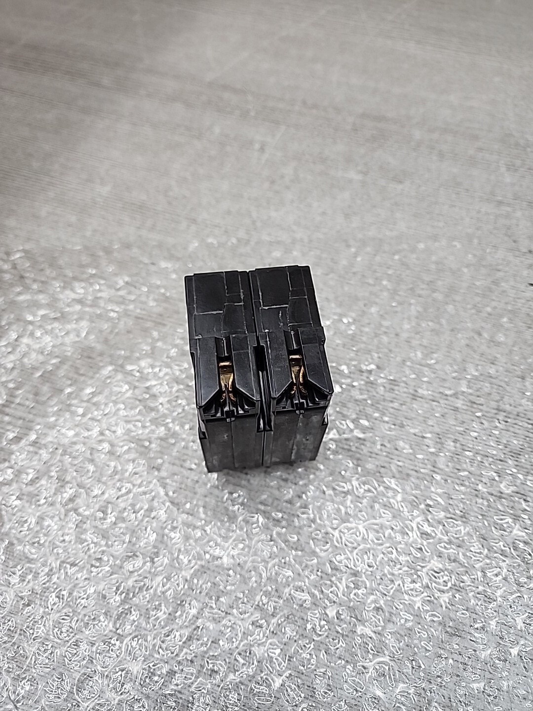 GE THQL2160 2 Pole 60 Amp 120 240V AC THQL Plug in Breaker ( NEW )