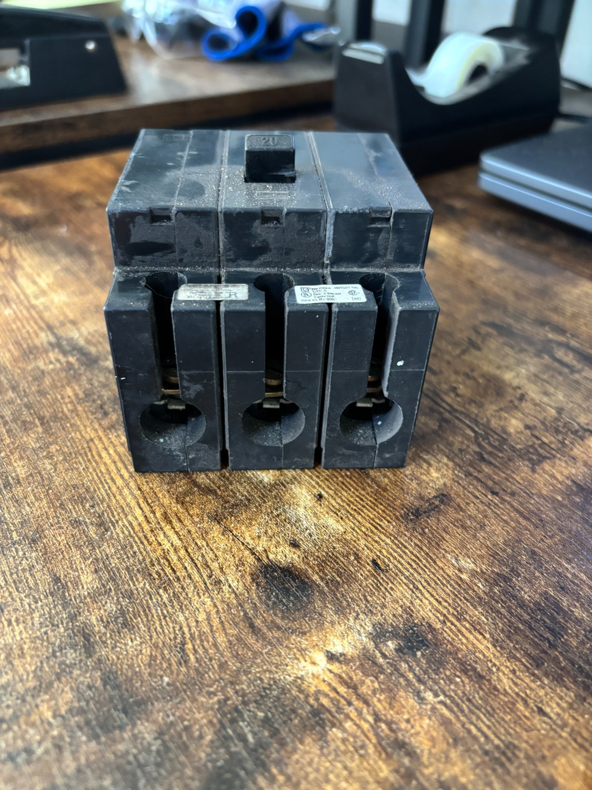 EHB34020 Square D Circuit Breaker 20A 3 Pole