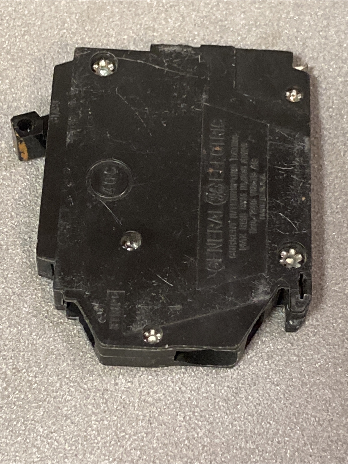 GE – THQP120- 20A – 1 Pole – Thin Style – 120/240V – 10kAIC – Q-Line