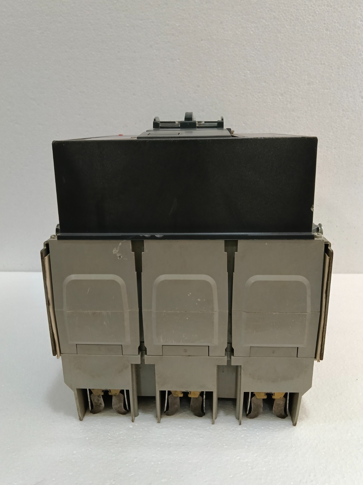 *NEW NO BOX* Square D Masterpact NT08L1 3 Pole 800 Amp Circuit BreakerMicrologic