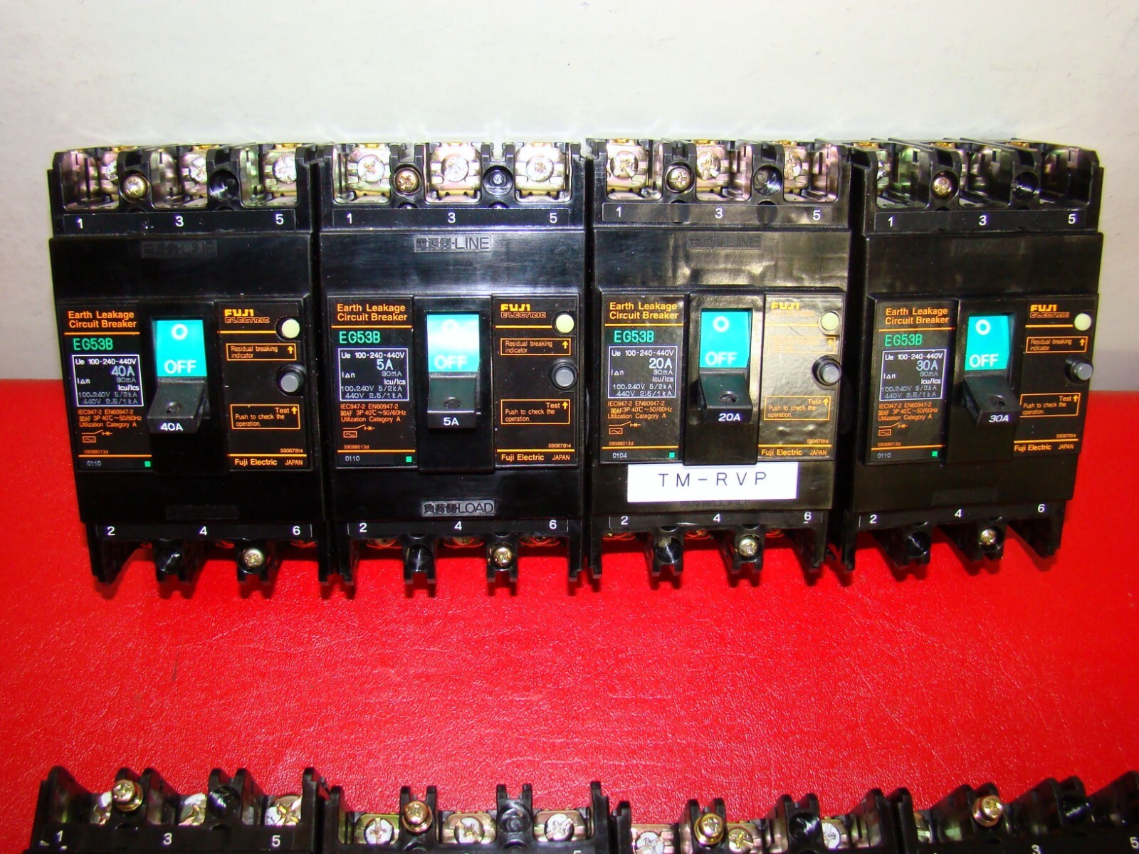 FUJI EG53B 3 Pole (5A) (10A) (15A) (20A) (30A) (40A) 50A Leakage Circuit breaker