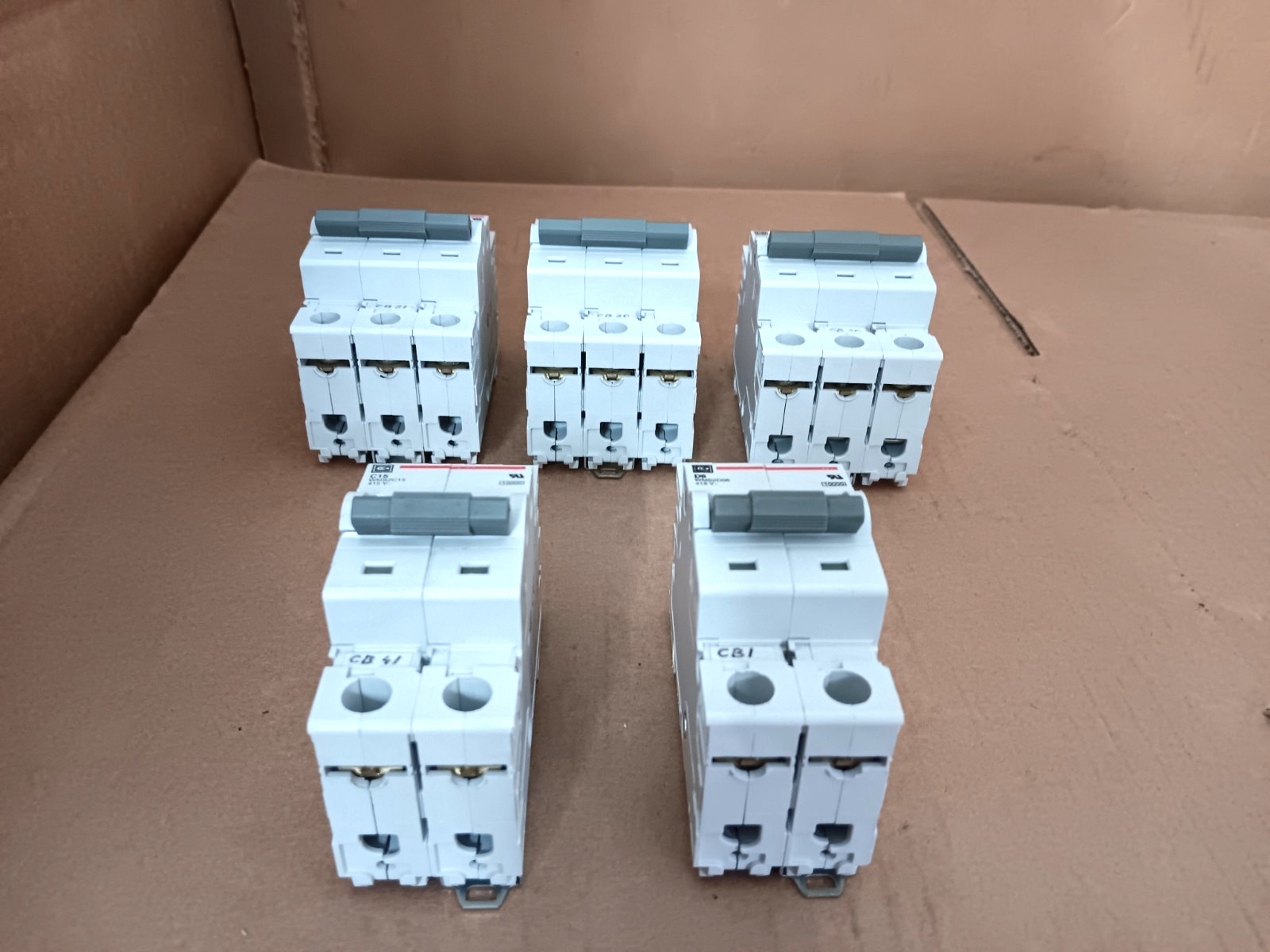 Cutler Hammer WMS Circuit Breaker 480 V Lot Of 5 See Description