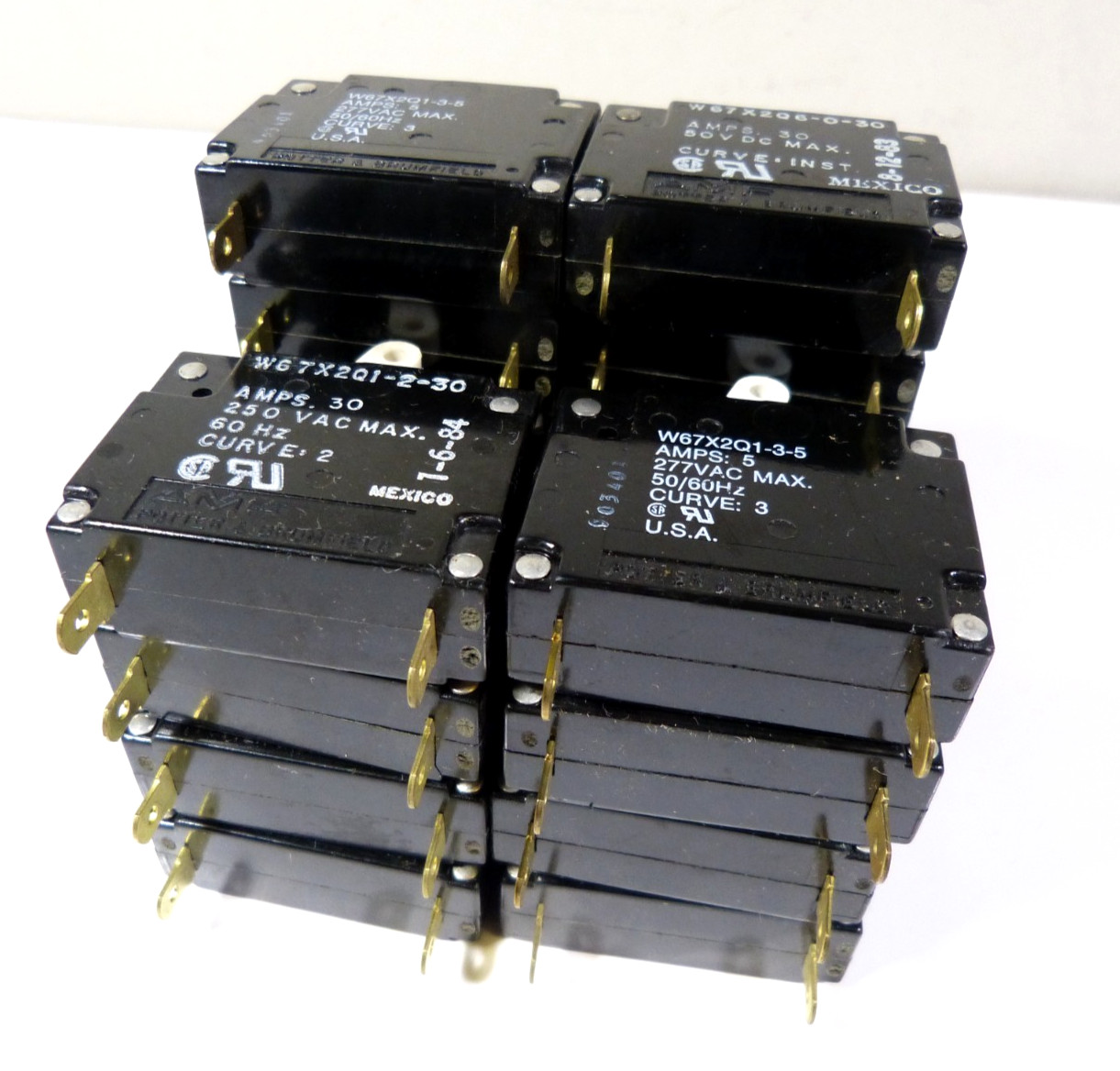 AMF/Potter & Brumfield W67-X2Q6-0-30 ~~ 30A, 50VDC Circuit Breaker ~ NOS