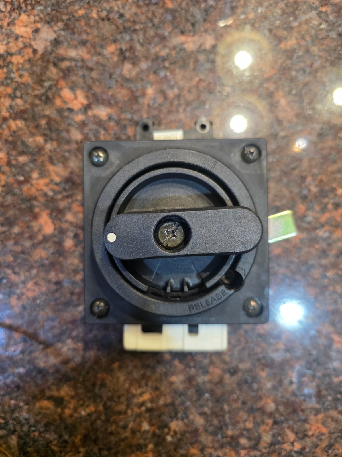 Fuji Electric Auto Circuit Breaker EA203B Series Rotary Switch Free Shipping
