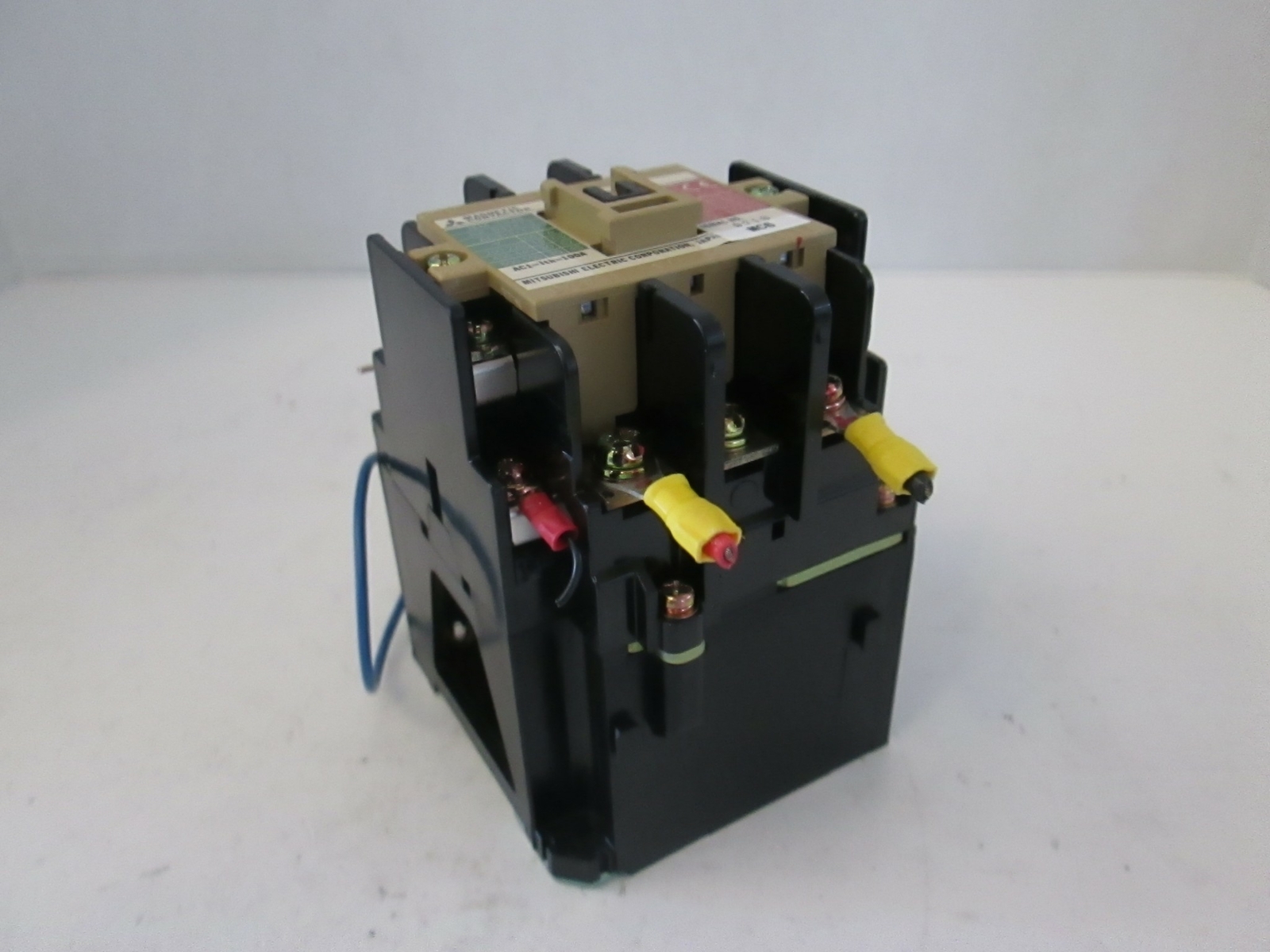 Mitsubishi SD-K65 Magnetic Contactor, 100AC Coil, Used