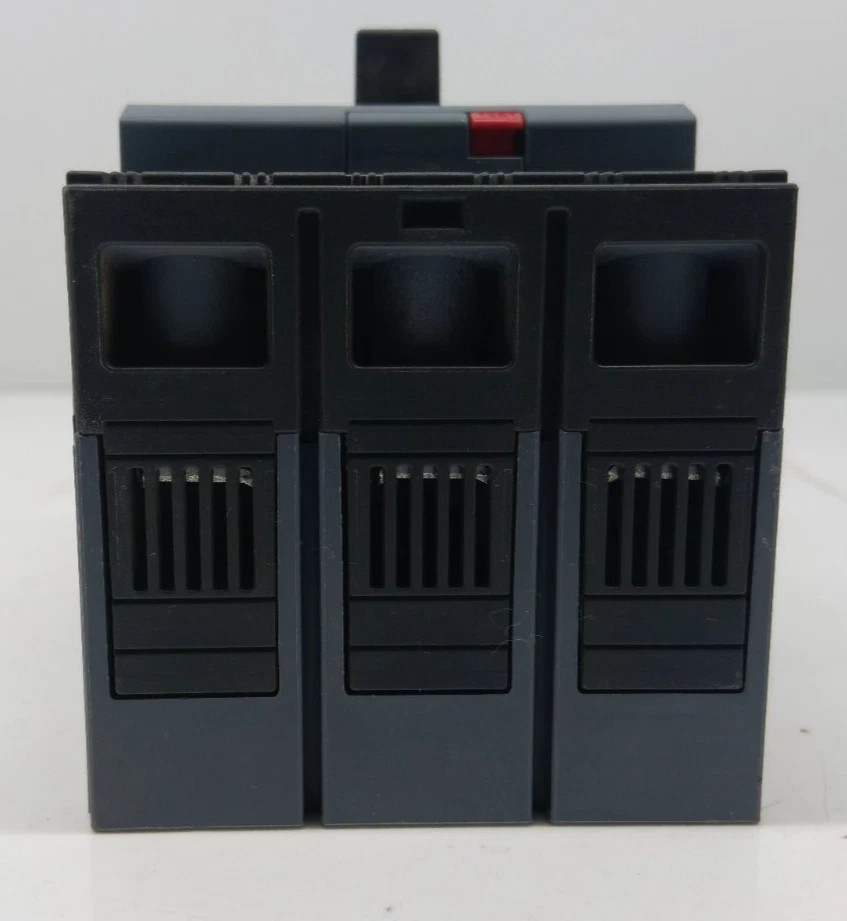 SIEMENS 3VT 1 CIRCUIT BREAKER 3VT1704-2DA36-0AA0 3 POLE 40 AMPS