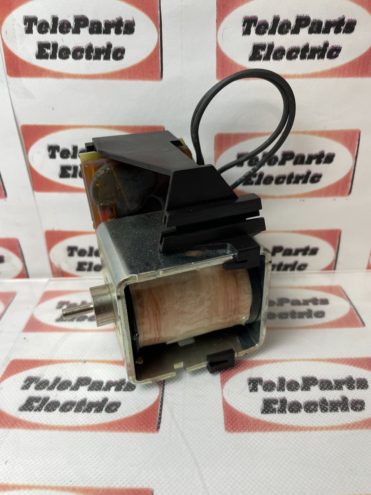 SIEMENS UNDER VOLTAGE RELEASE 48 VDC USED (STOCK S-405)