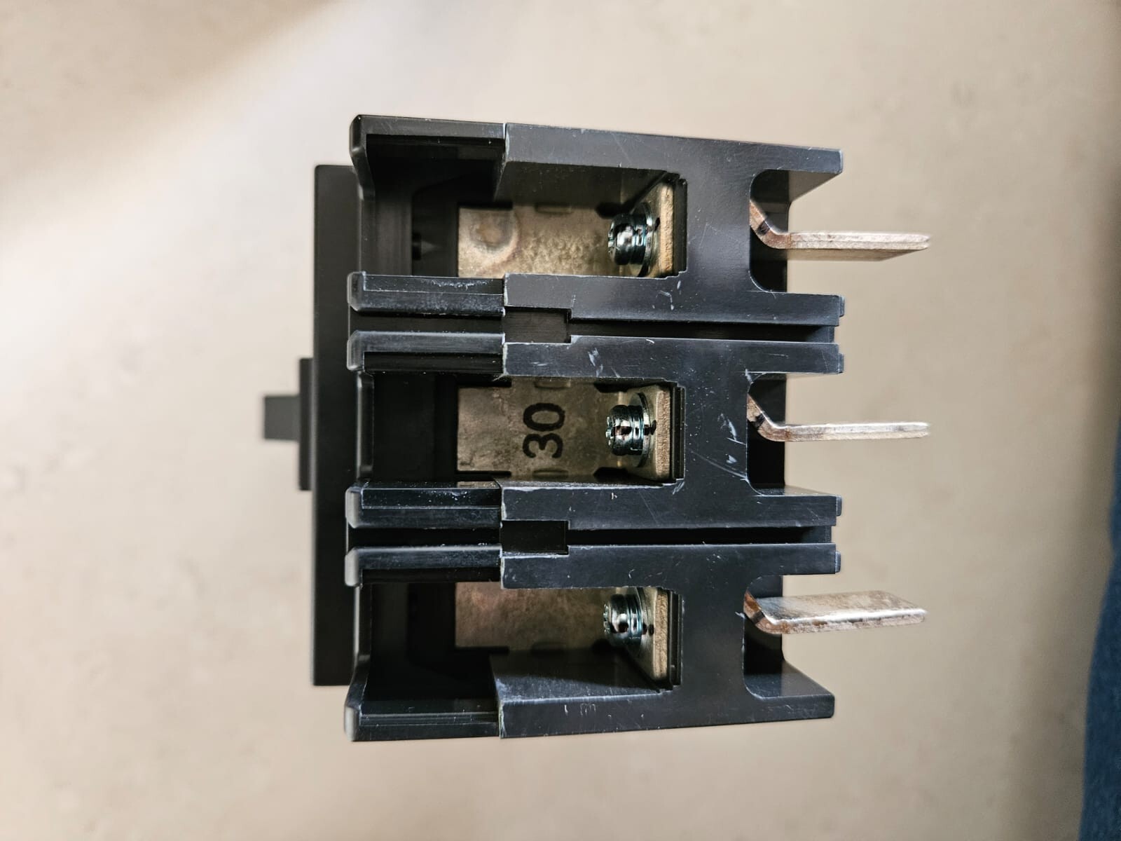 Terasaki TemBreak No-Fuse Circuit Breaker XS50NB 30A