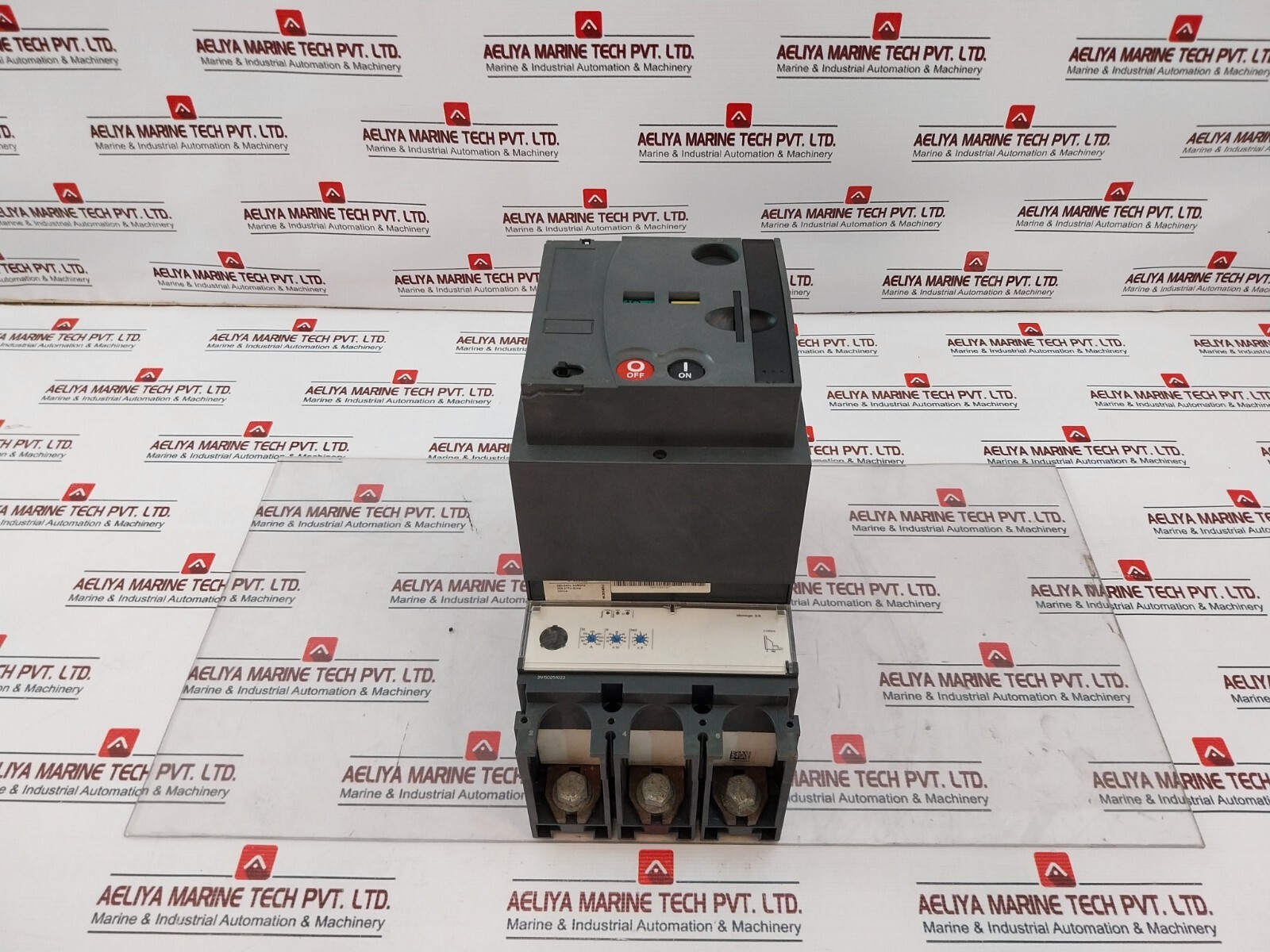 SCHNEIDER ELECTRIC NSX 400-630 F/N/H/NA Circuit Breaker 50/60Hz