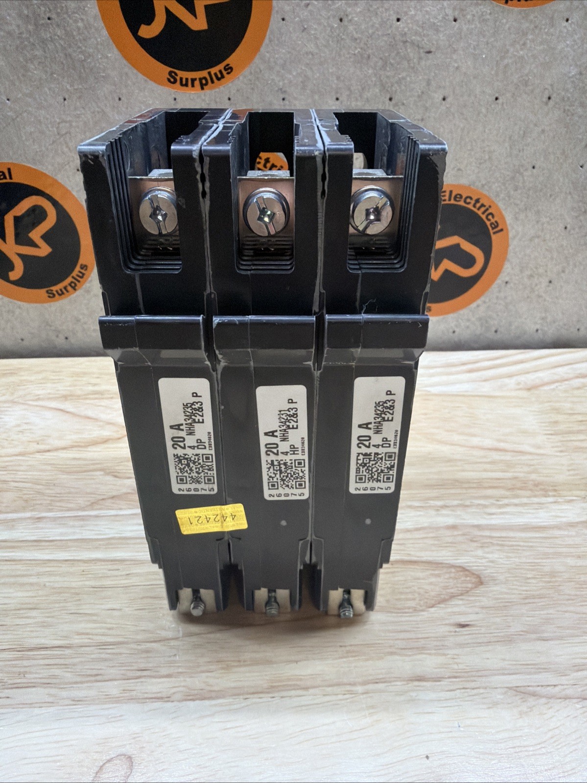 Square D EDB34020 3 Poles 20 Amp Bolt-On Circuit Breaker New In Box