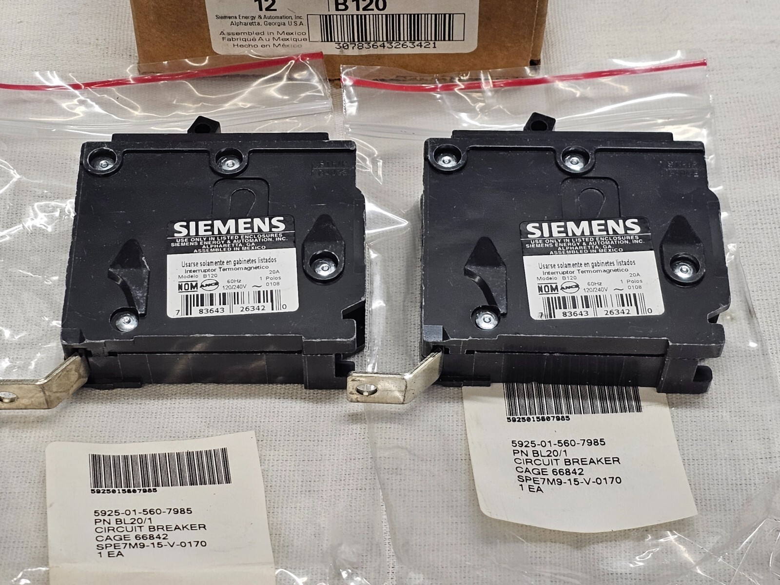 2 Siemens Panel Circuit Breaker 20A Amp 120/240V 1 Pole Bolt On B120 Type BL