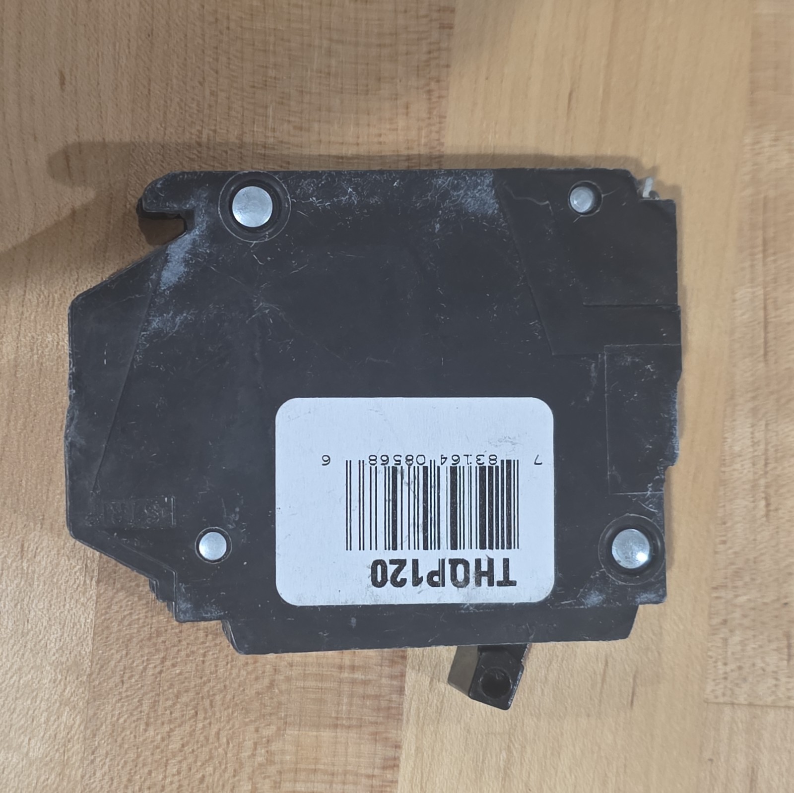 GE – THQP120- 20A – 1 Pole – Thin Style – 120/240V – 10kAIC – Q-Line NEW!!