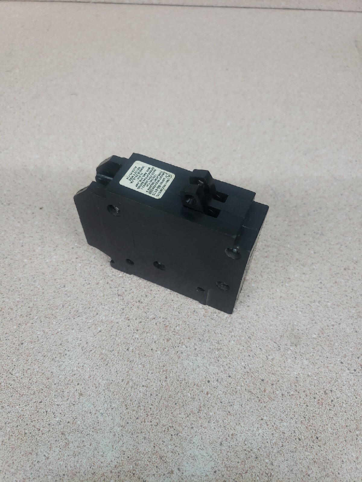 Square D HOMT2020 20/20 Amp 1 Pole 120/240V Tandem Circuit Breaker