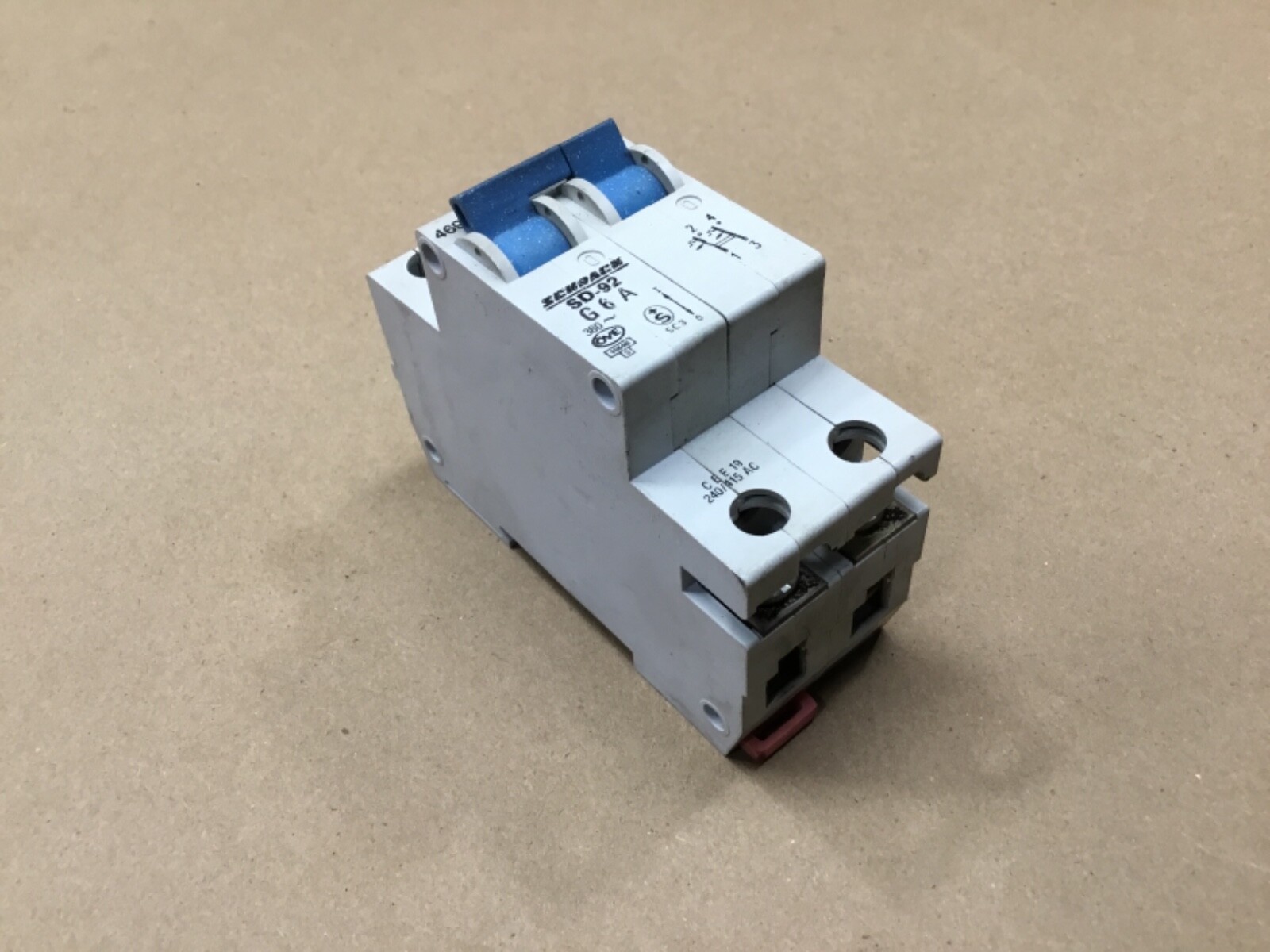 Schrack SD-92 G6A Circuit Breaker 2 Pole 6A 6 Amp G 6 A #46D19*AD