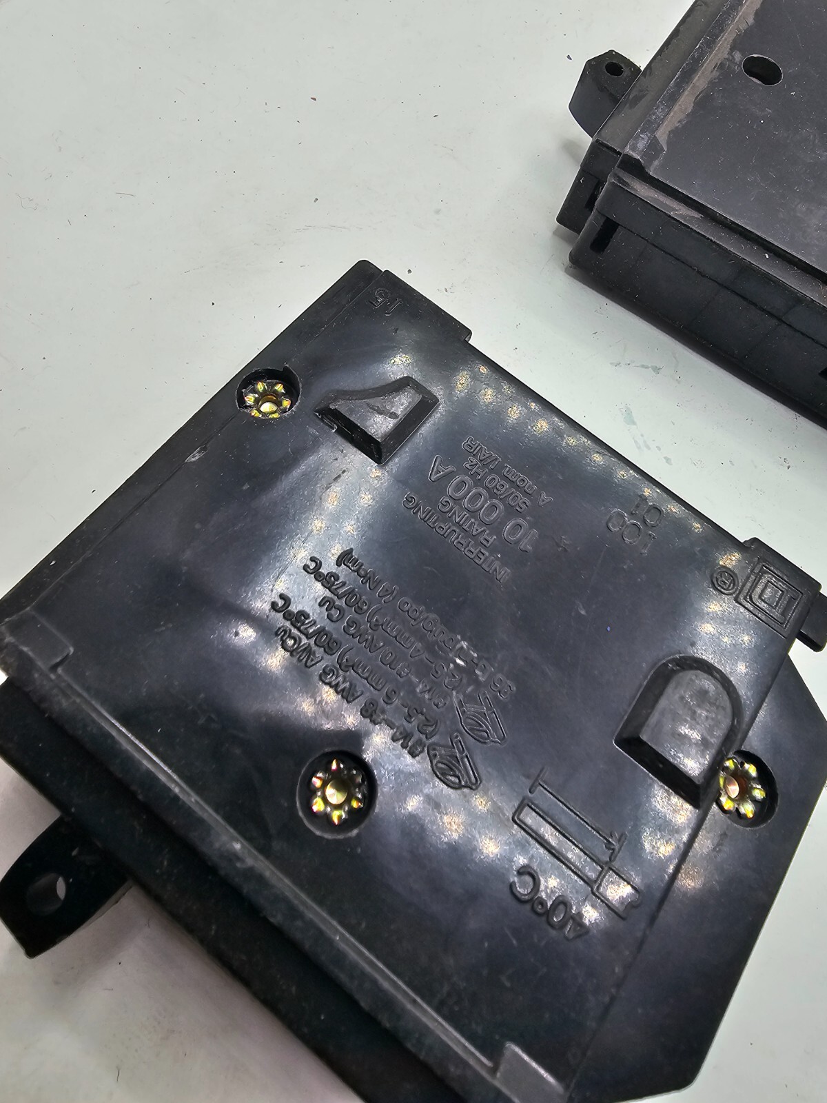 Square D HOM 10KA 120/240V 50/60 Hz Single Pole Circuit Breaker N-6020