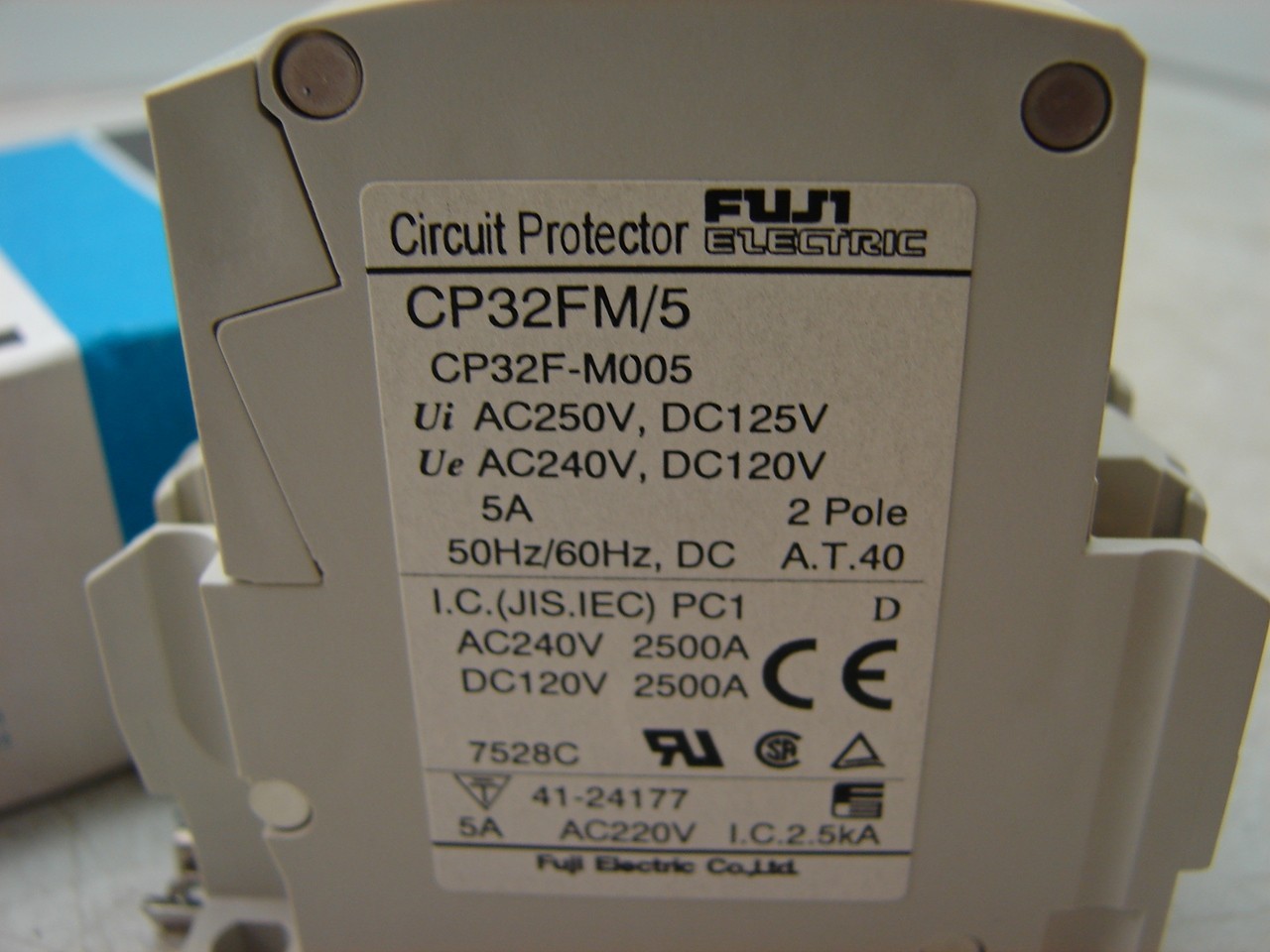 FUJI CP32FM/5 CIRCUIT PROTECTOR ELECTRIC 2 POLE MEDIUM TIME DELAY ***NIB***