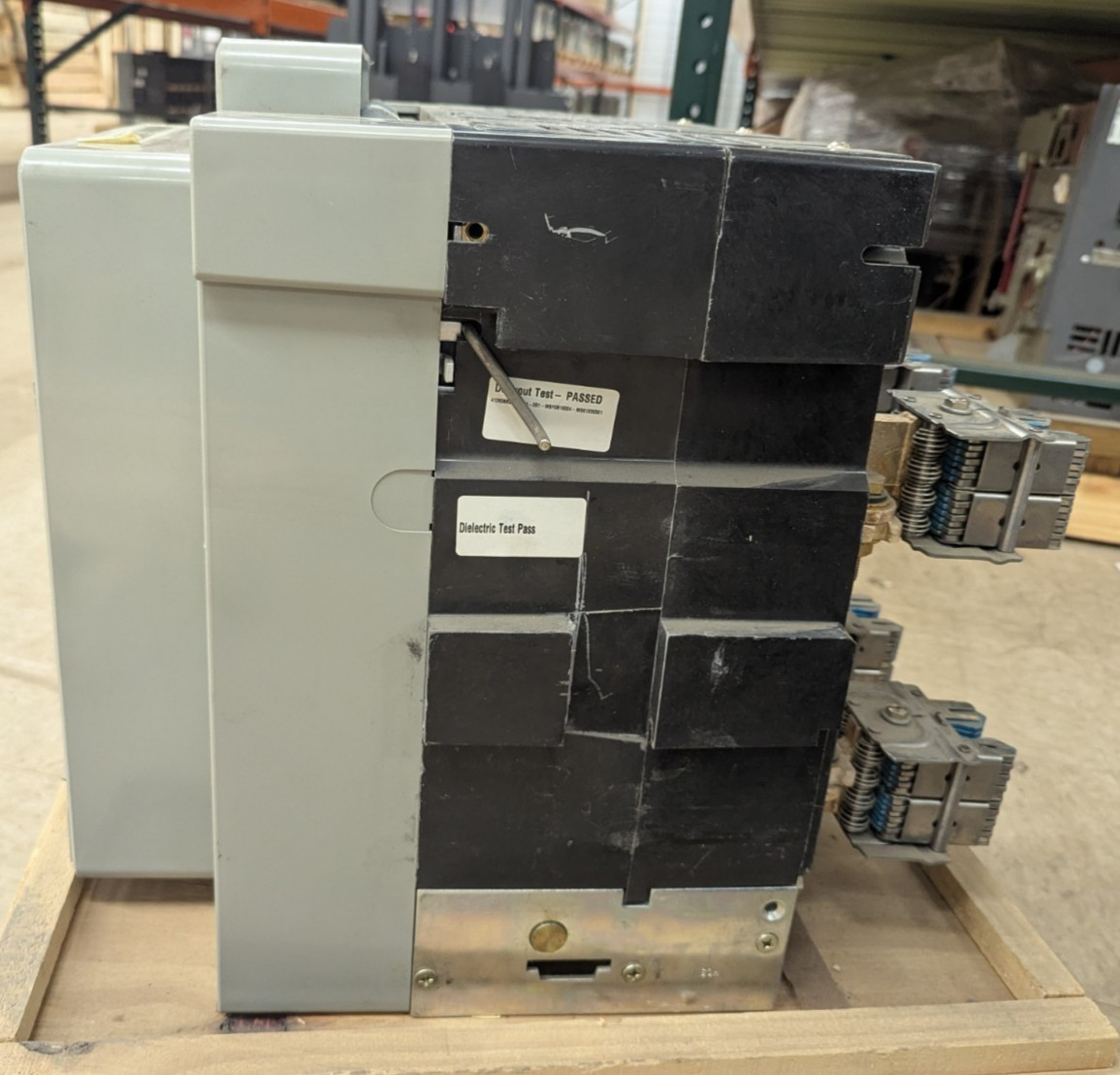 EATON CUTLER-HAMMER MAGNUM DS MDS6163WEA 1600AMP LOW VOLTAGE AC CIRCUIT BREAKER
