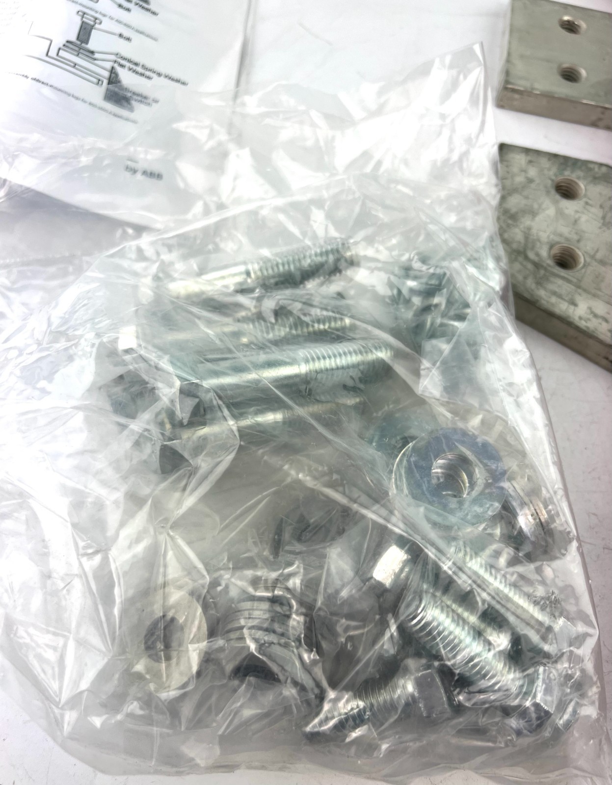 GE TPLUGA16 Power Break Lug Kit 1600A — Missing 3 Terminal Studs — NEW