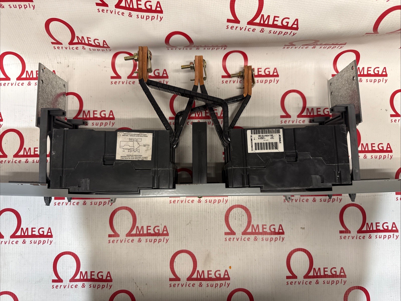 GE SELA36AI0150-100a Trip/SELA36AT0030-24a Circuit Breaker W/ Mount