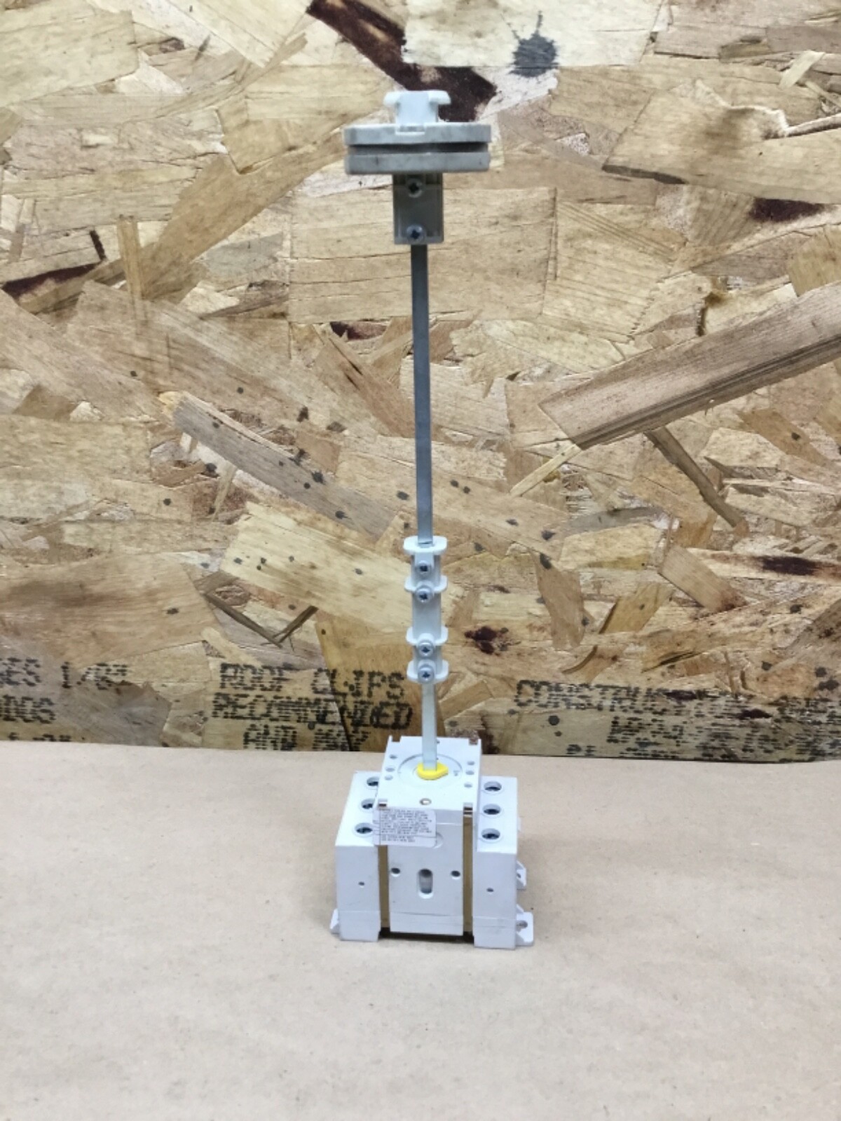 EEControls E D3-3D / 3SD-RG MOTOR DISCONNECT SWITCH ED33D3SDRG #50A23