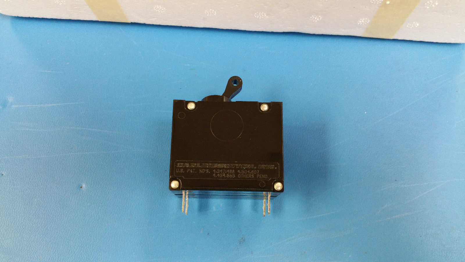 (1) AB2-B0-24-630-1D1 CARLING SWITCH 30Amp 2 Pole CIRCUIT BREAKER (MARINE/BOAT)