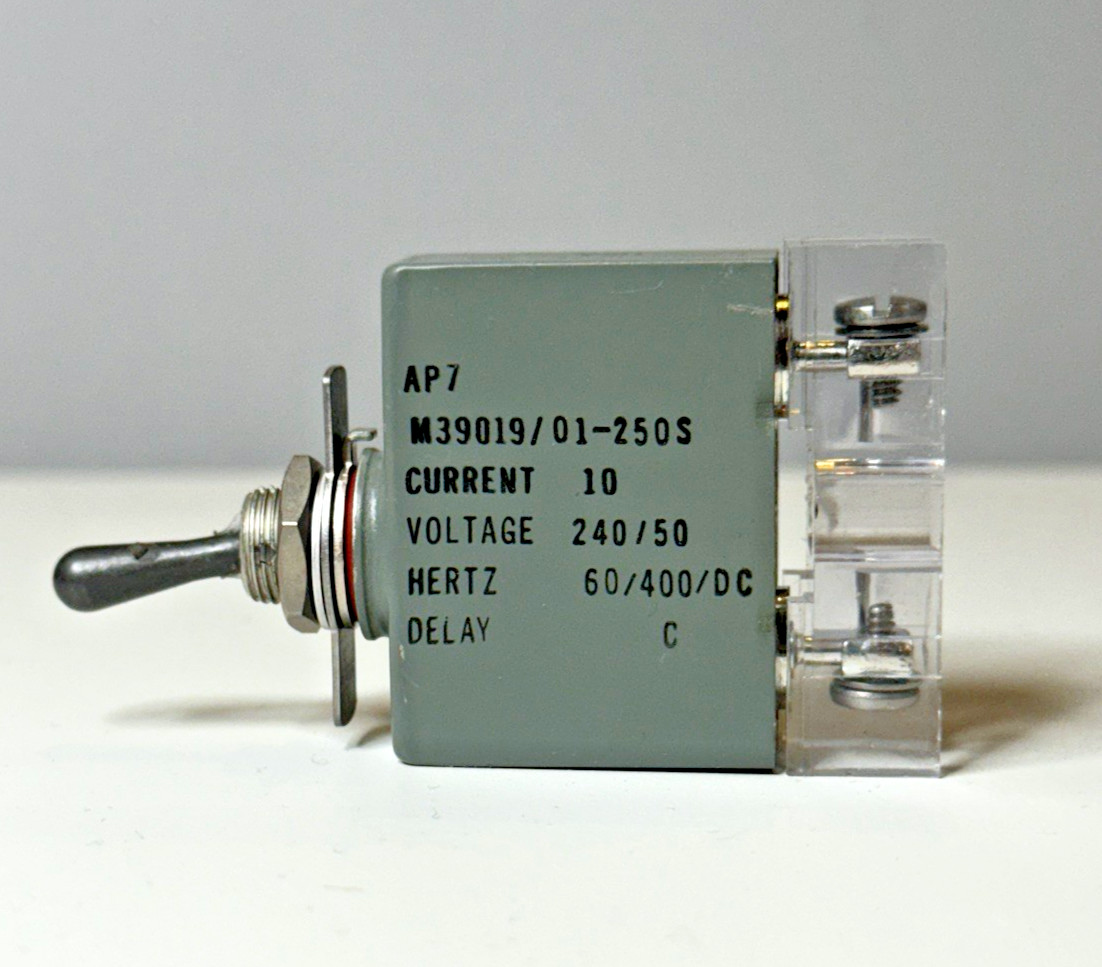 Sensata / Airpax AP7 MIL-SPEC Circuit Breaker M39019/01-250S