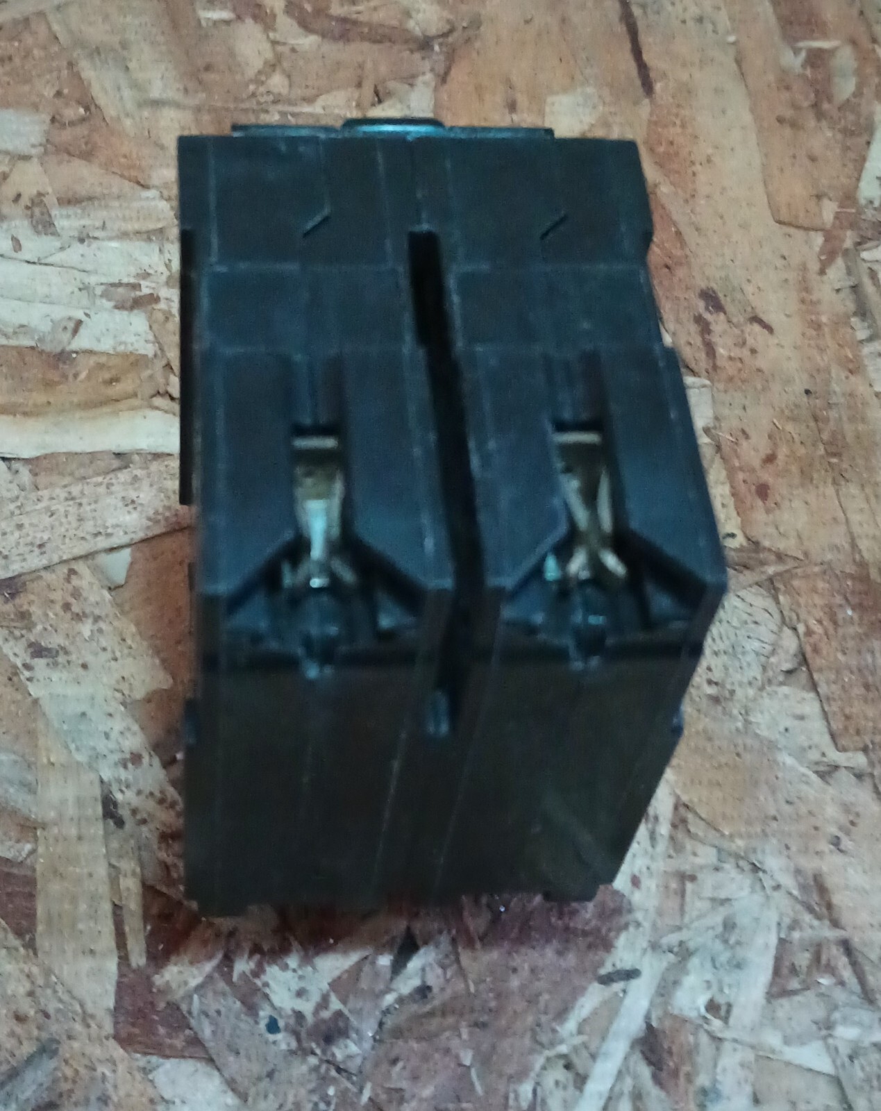 GE THQL21100 Circuit Breaker