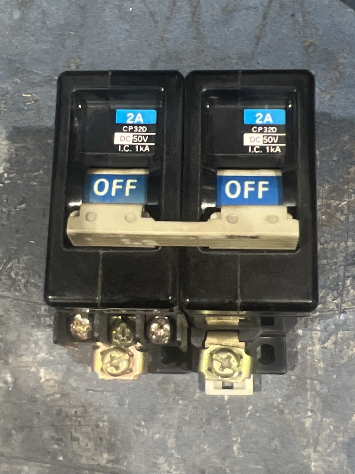 🔥Fuji Electric CP32D 2A Breaker 2-Pole, DC 50V, Used, Free Shipping🇺🇸