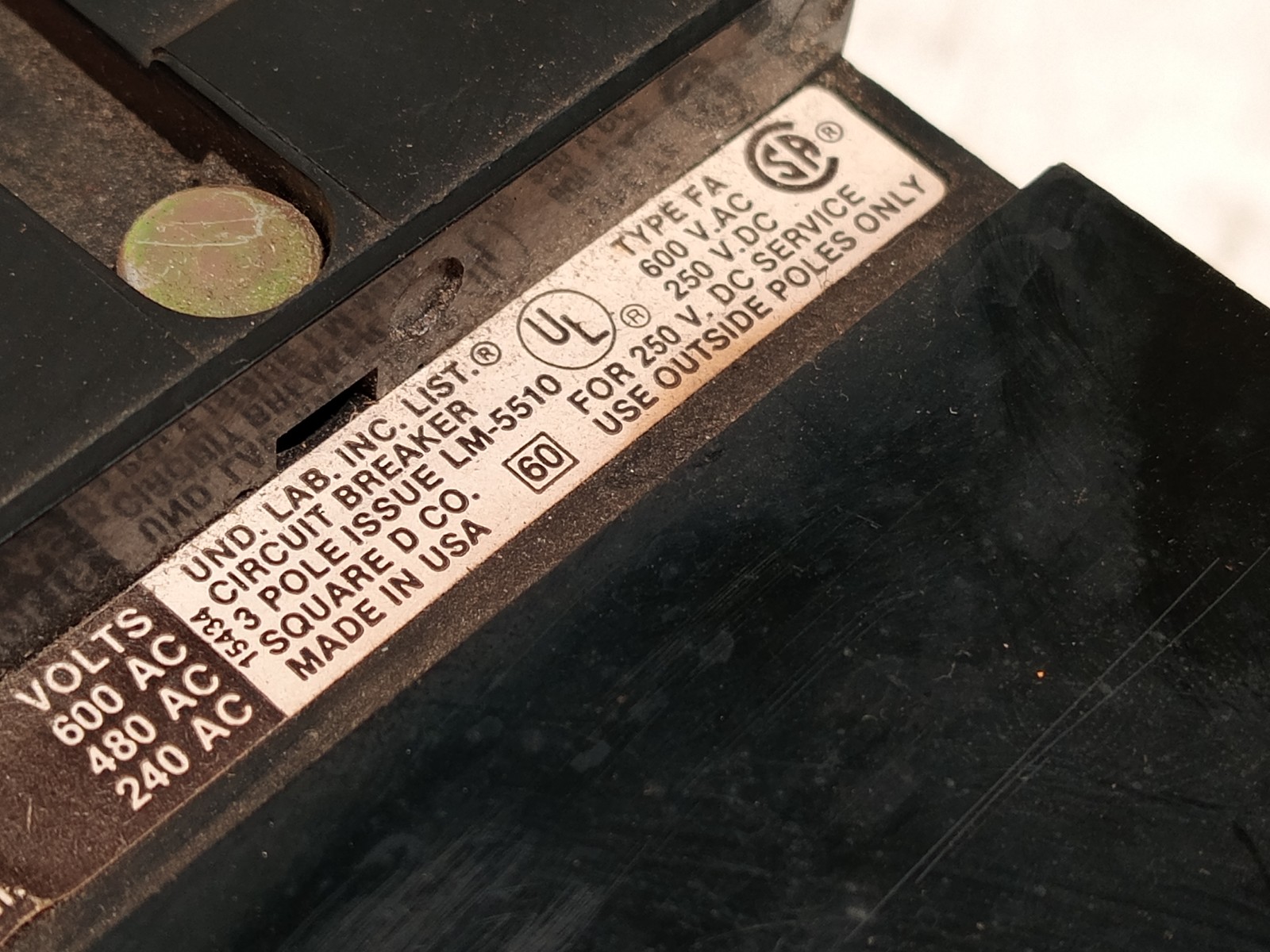 Square D FA-36040 3 Pole Circuit Breaker 40A 240/480/600VAC Type FA
