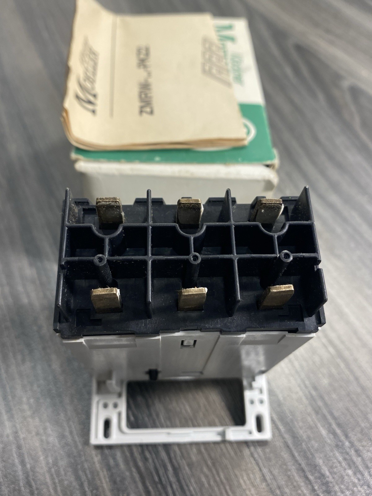 NOS Moeller ZM-10-PKZ2 Thermal Overload Trip Module 6-10A ZM (RW) – 10-PKZ2