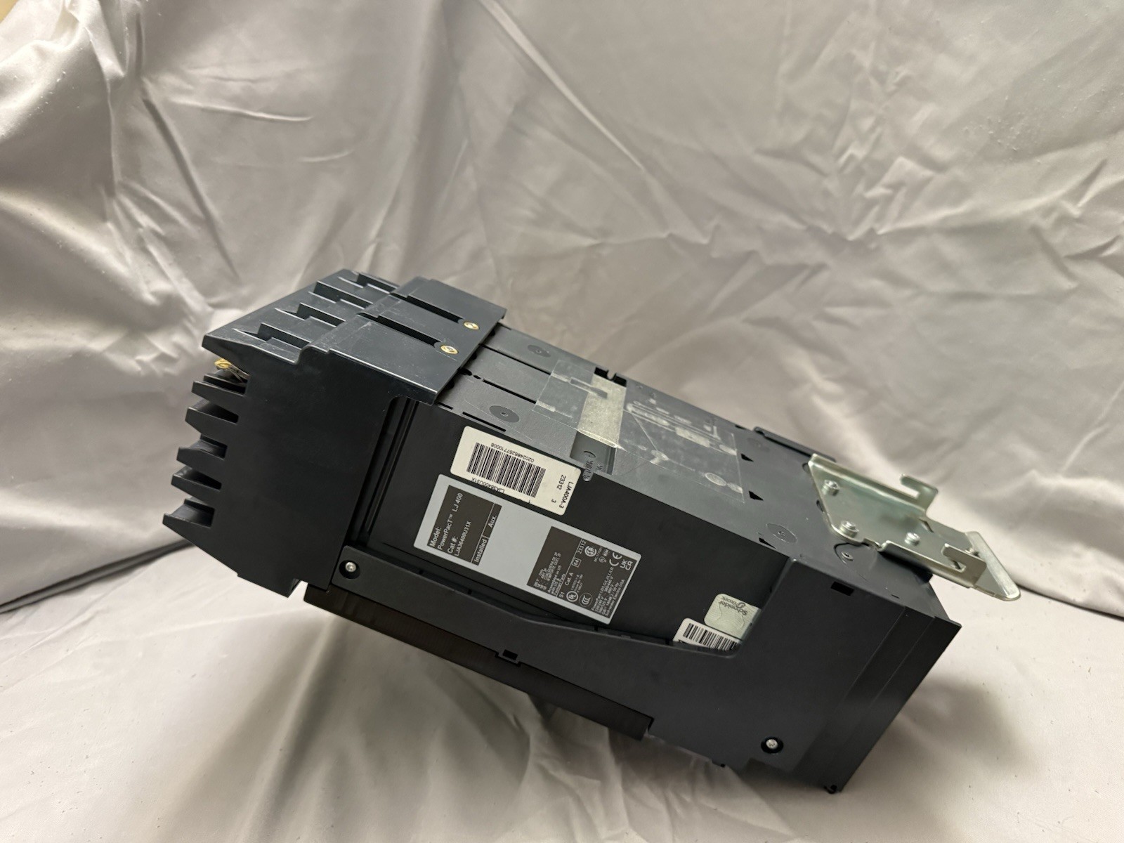 Square D LJA36400U31X PowerPact I-Line Circuit Breaker 400A 3P 600V 25KA LJ400